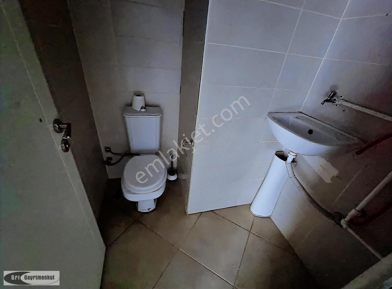 Tuzla Kampüs Doğu Altı Kiralık Dükkan : Ofis : İşyeri - Görsel 11