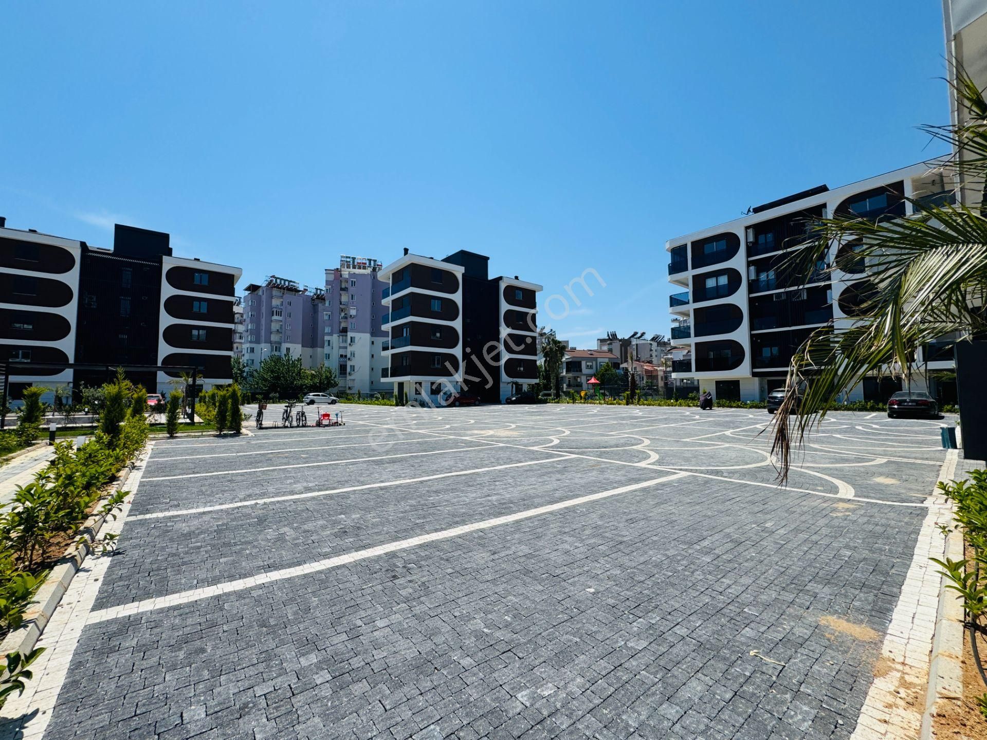 Güzelobada Yüzme Havuzlu Site İçi Lüks 2+1 Daireler - Görsel 25