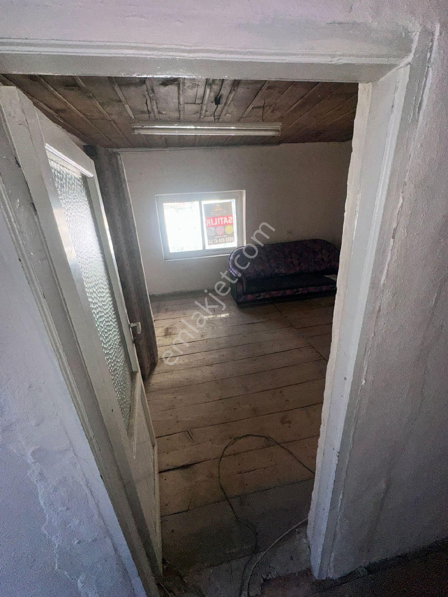 Bahçeli Kargir Ev - Görsel 26