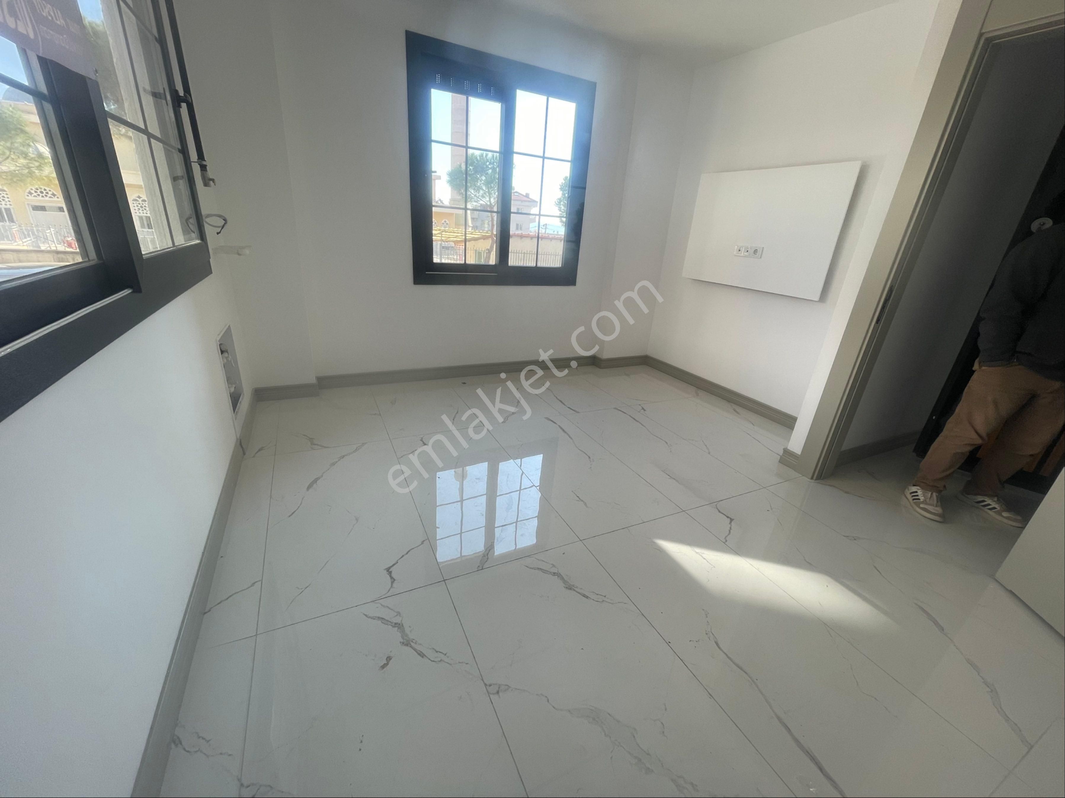 Bornova Atatürk Mah Acil Satılık 2+1 Kapalı Mutfak Sıfır Tadilatlı Daire - Görsel 7