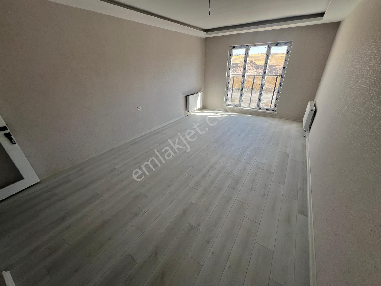 Sincan Saraycık'da 150m2 Ebevyn Banyolu Klerli Satılık 4+1 Daire - Görsel 8
