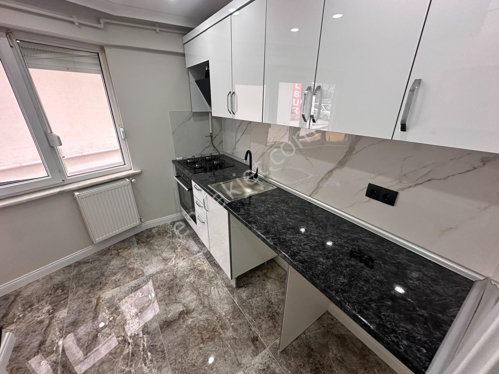 Tamiş'den Altıntepe'de Genç Bakımlı Binada Lüx Yapılı Ön Ceph2+1 - Görsel 7