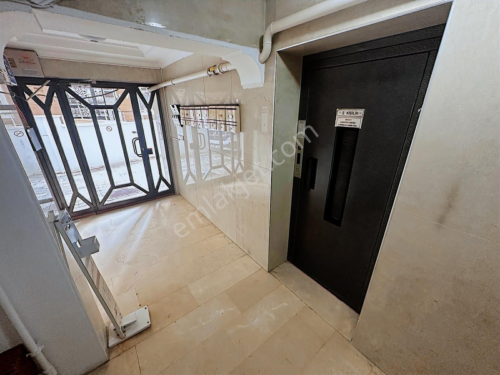 Tamiş'den Altıntepe'de Genç Bakımlı Binada Lüx Yapılı Ön Ceph2+1 - Görsel 9