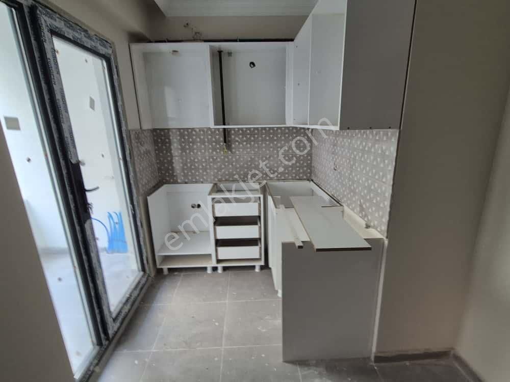 Delux'den Vatan Mh.'de Sahile Yakın Konumda Sıfır 2+1 - Görsel 8