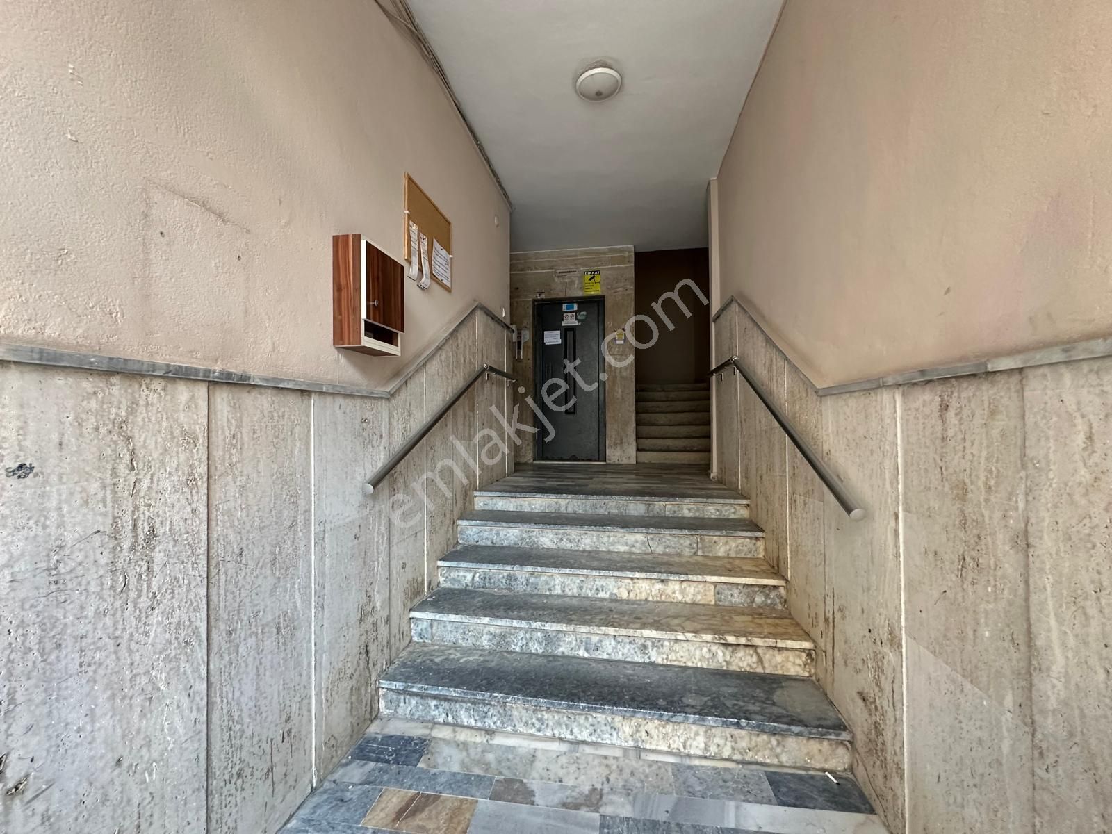 Arve'den Bahçe Mah'de Asansörlü Ve İçi Full Yapılı Masraf. Daire - Görsel 20