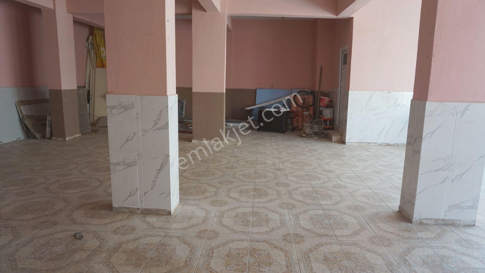Asarlıkda Kiralık Dükkan 140 M2 Wc Li Çiğli Serkan Emlak Dan - Görsel 6