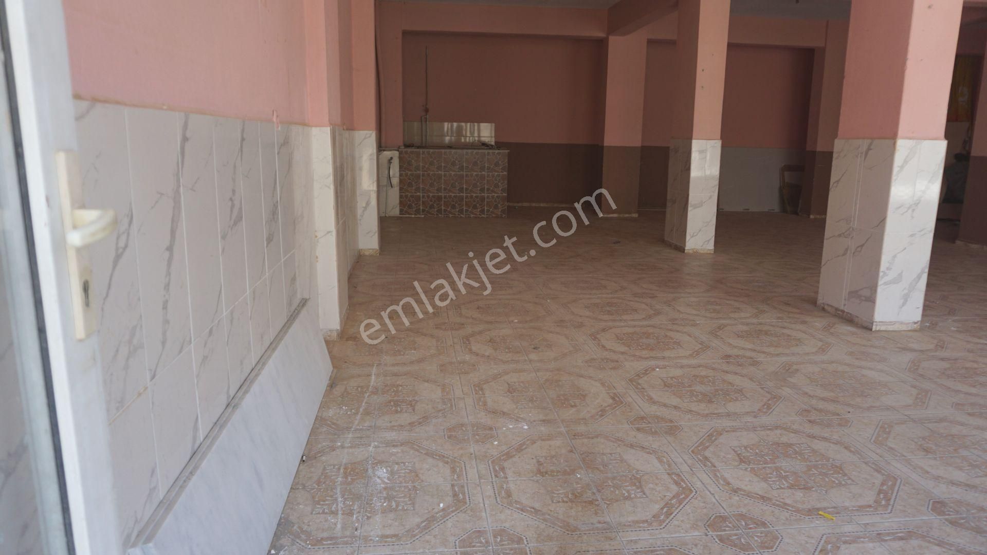 Asarlıkda Kiralık Dükkan 140 M2 Wc Li Çiğli Serkan Emlak Dan - Görsel 24