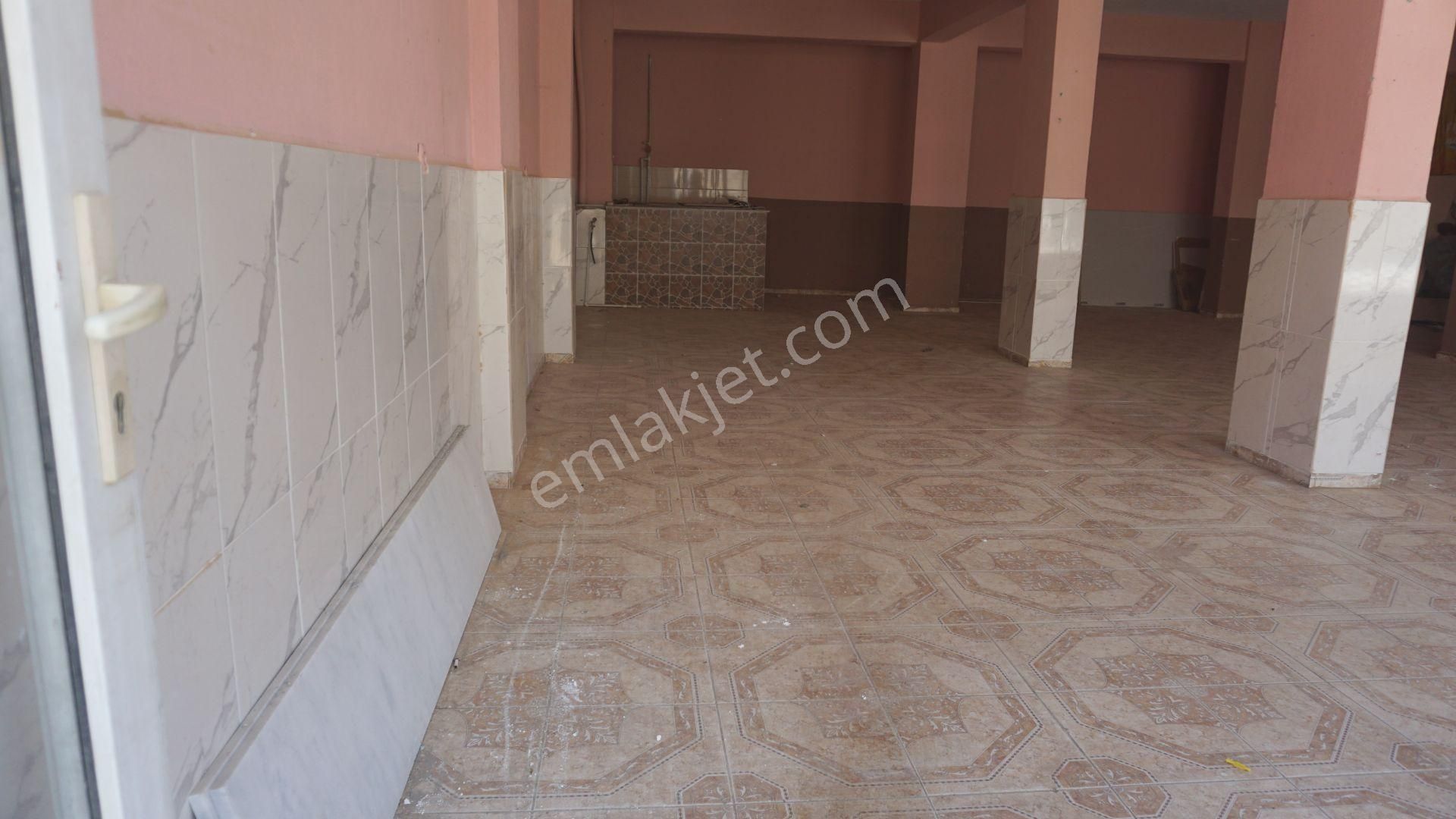 Asarlıkda Kiralık Dükkan 140 M2 Wc Li Çiğli Serkan Emlak Dan - Görsel 23