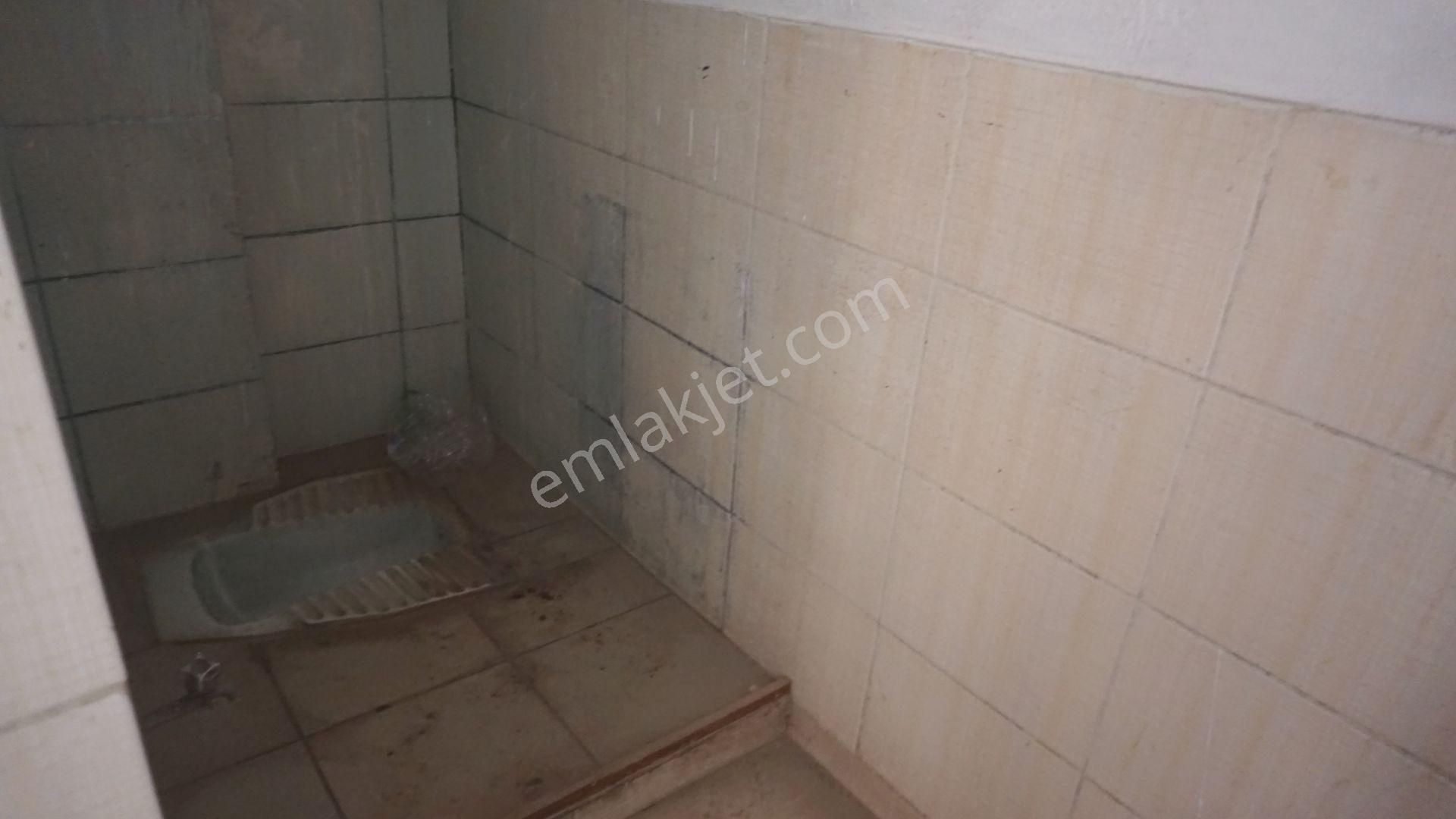 Asarlıkda Kiralık Dükkan 140 M2 Wc Li Çiğli Serkan Emlak Dan - Görsel 20
