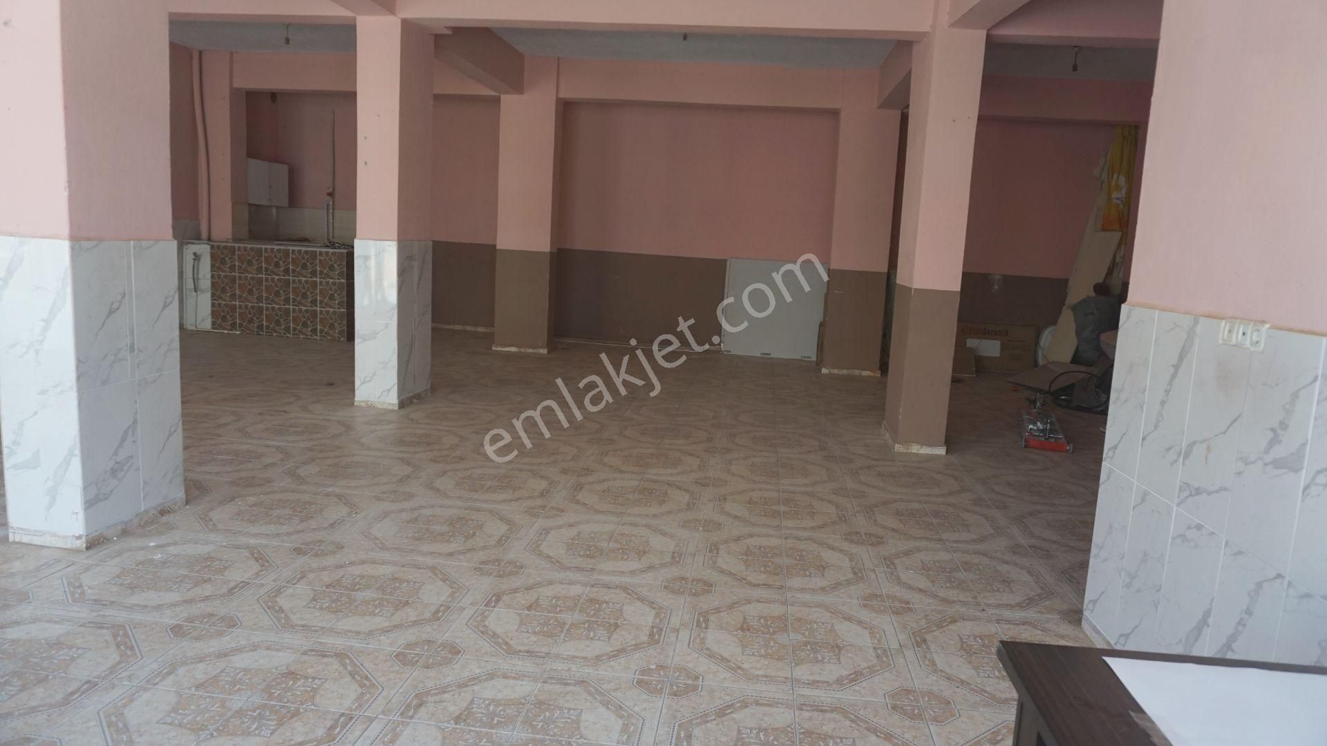 Asarlıkda Kiralık Dükkan 140 M2 Wc Li Çiğli Serkan Emlak Dan - Görsel 12