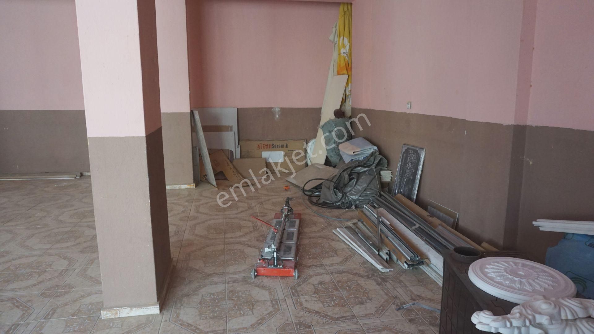 Asarlıkda Kiralık Dükkan 140 M2 Wc Li Çiğli Serkan Emlak Dan - Görsel 14