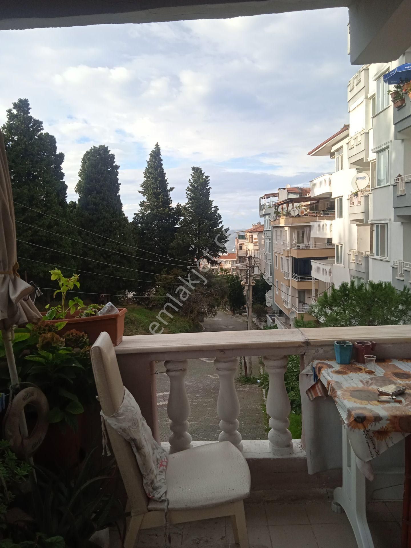 Yalova Çınarcık Çamlık Mevkinde Satılık Daire