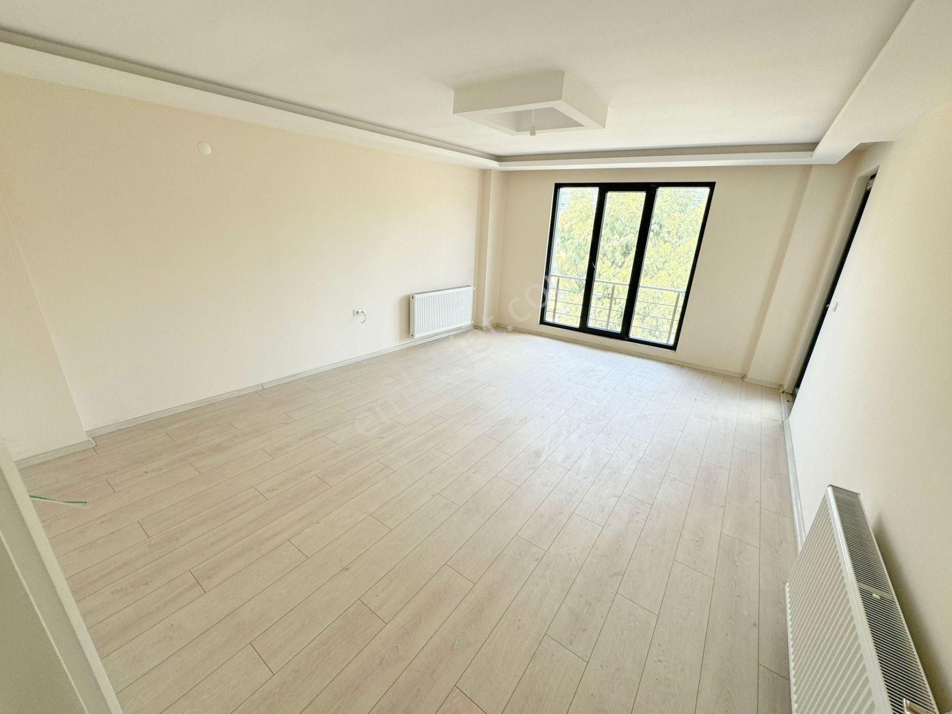 ▇kadıköy'de Ön Cephe Ebeveyn Banyolu Arakat Geniş 3+1 Daire - Görsel 2