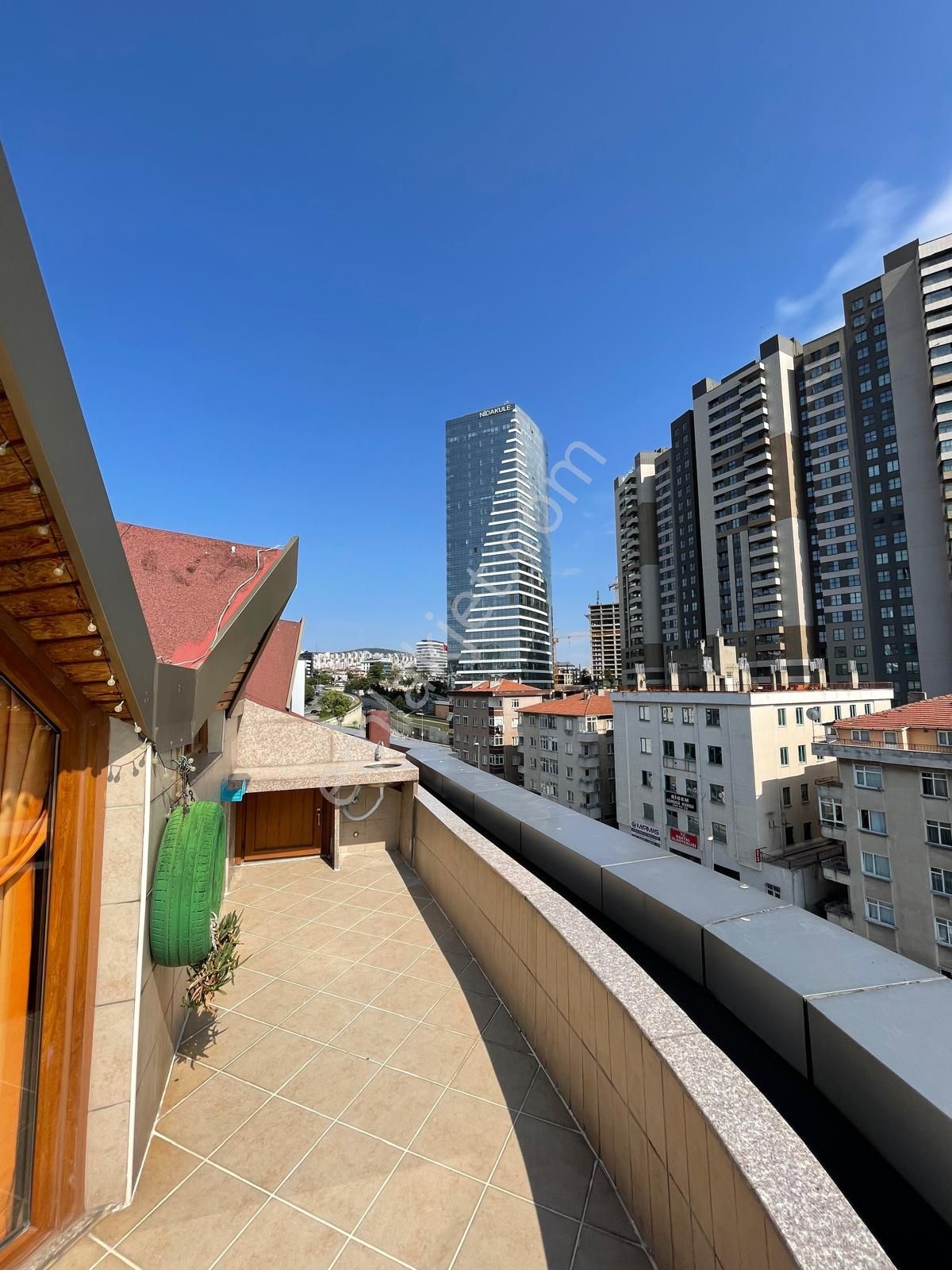 Emlak Dünyasından Küçükyalıda Atatürk Caddesinde Ön Köşe Cephe Etrafı Açık Lüx 3+2 Dublex - Görsel 13