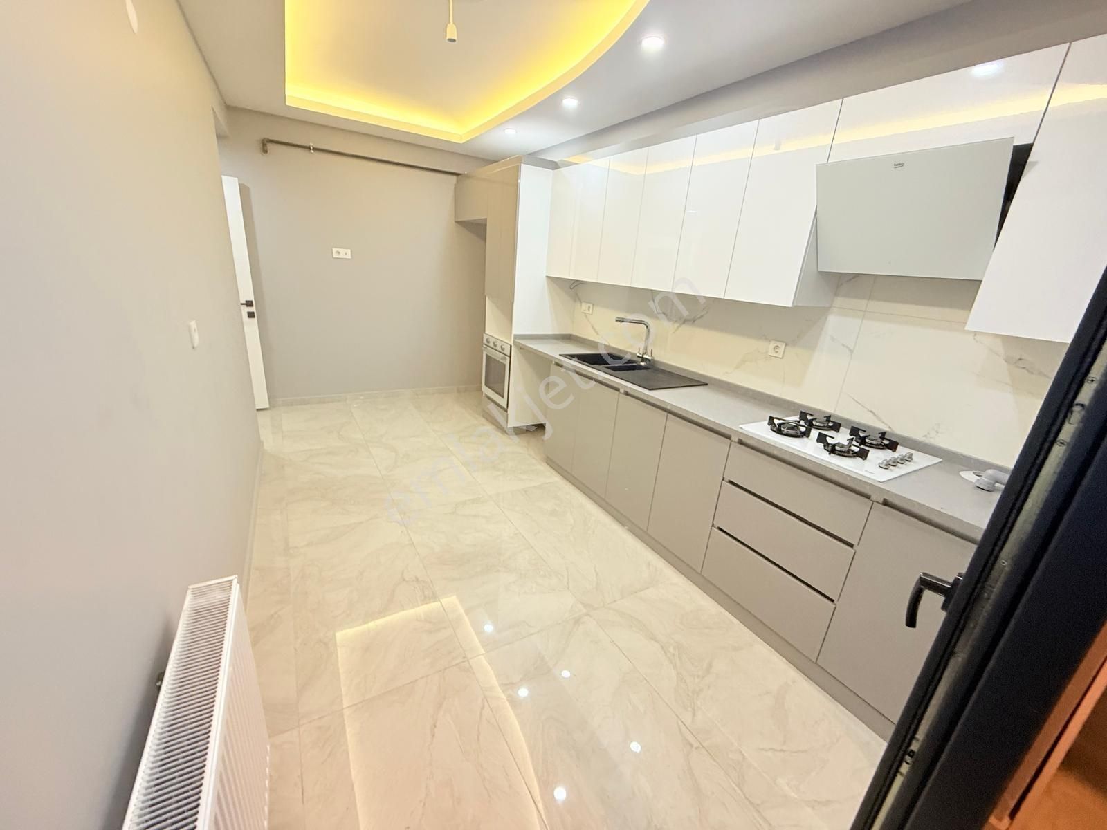 Pusula İnş.tan Esentepe Mah Cadde Uzerinde 130m2 3+1 2kat Daire - Görsel 19