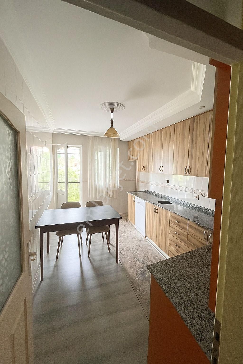 Kaan Emlaktan Kınıklı Bursa Caddesinde 3+1 Satılık Daire - Görsel 6