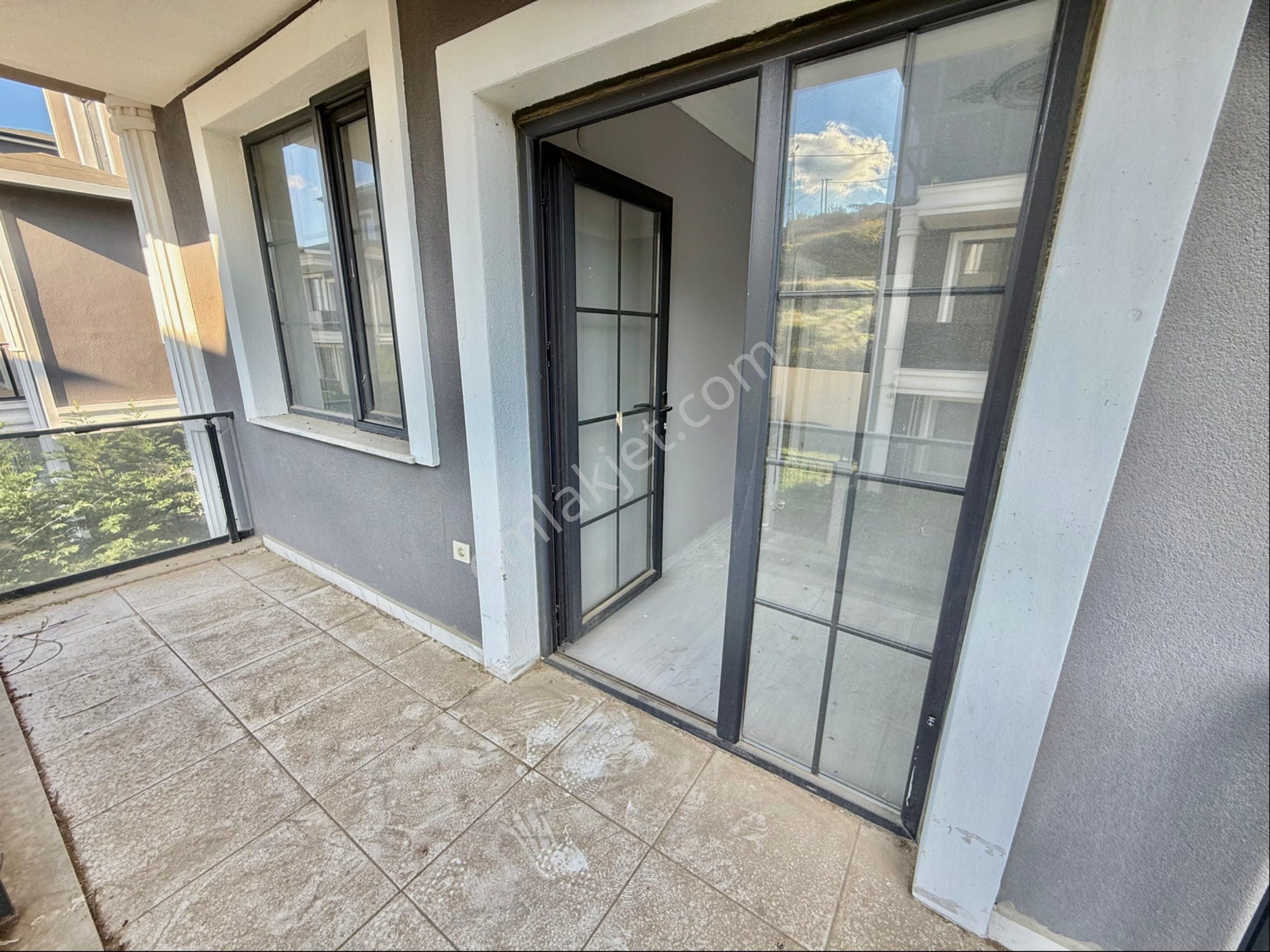 **seta Grup** Doga İle İç İçe Müstakil Teraslı Geniş Bahçeli Villa - Görsel 27