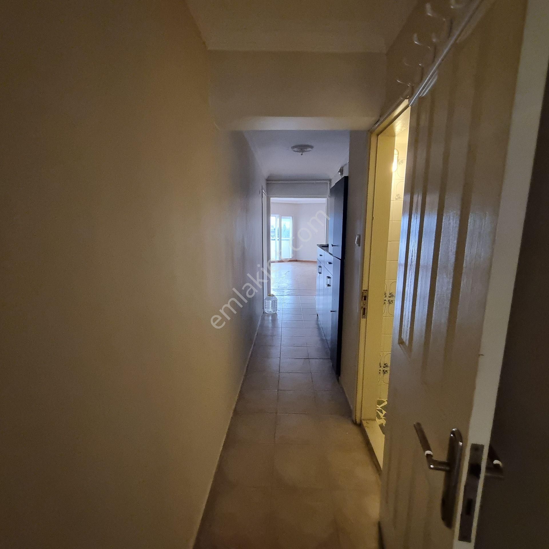Bostanlı Mah. 2011 Sokak’ta Ferah, Aydınlık, 3+1 Kiralık Daire - Görsel 26
