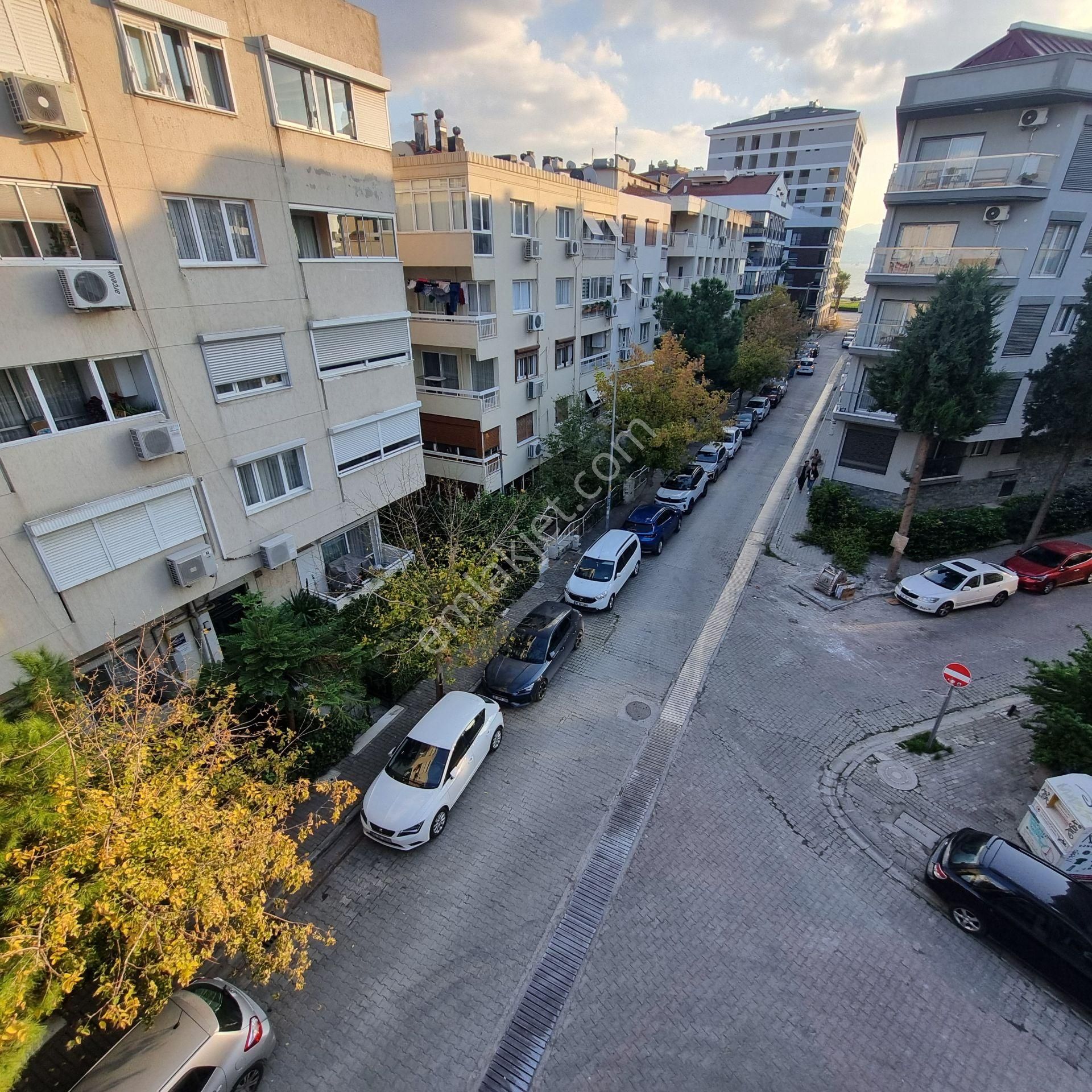 Bostanlı Mah. 2011 Sokak’ta Ferah, Aydınlık, 3+1 Kiralık Daire - Görsel 5