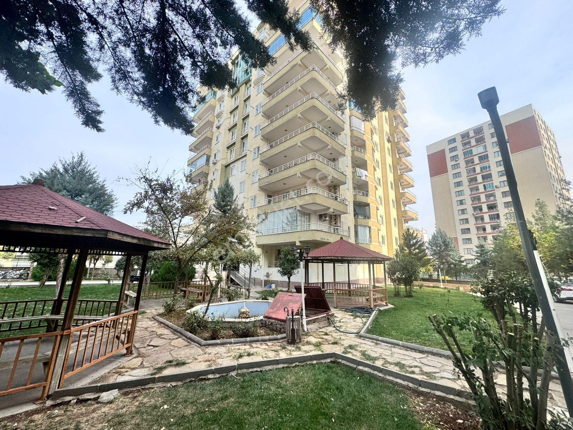 Makro Life Gayrimenkul'den Forum Avm Nin Yanında Satılık 3+1 Daire - Görsel 13