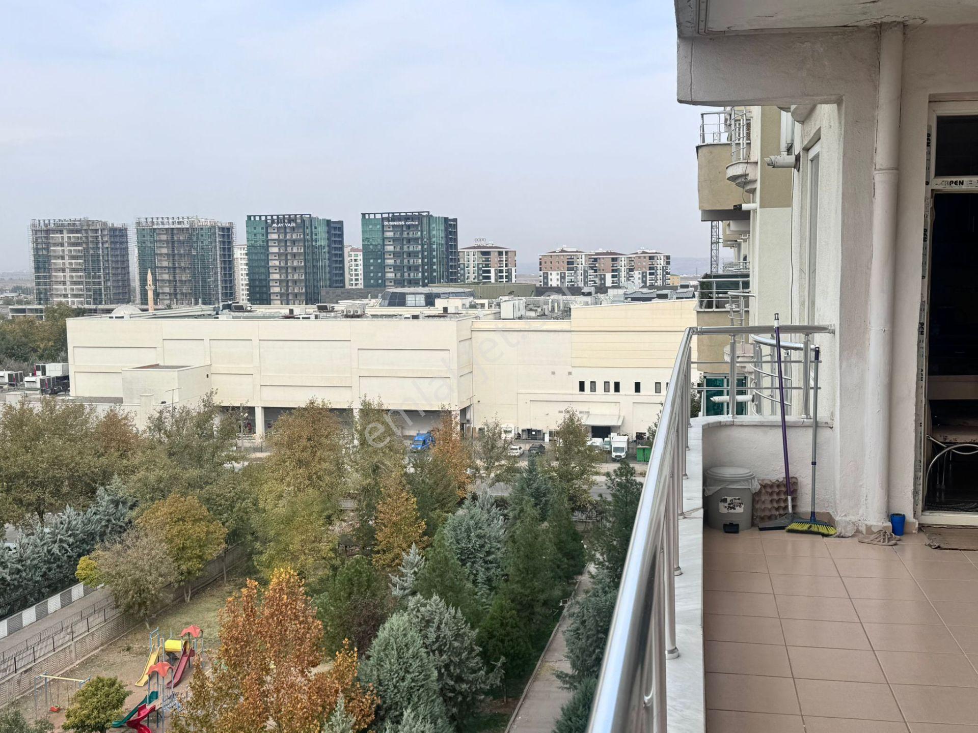 Makro Life Gayrimenkul'den Forum Avm Nin Yanında Satılık 3+1 Daire - Görsel 18