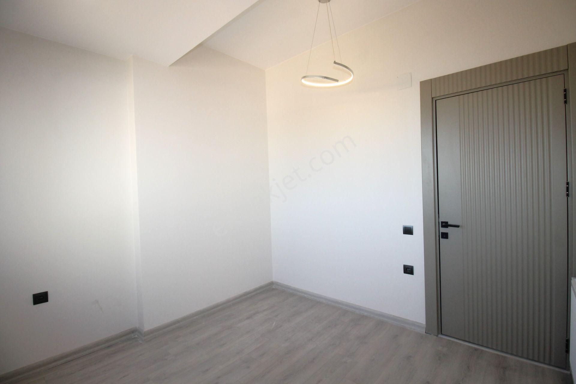 Retro’dan Modern Mimarı Tasarımı İle Lüks Konsept 2+1 - Görsel 9