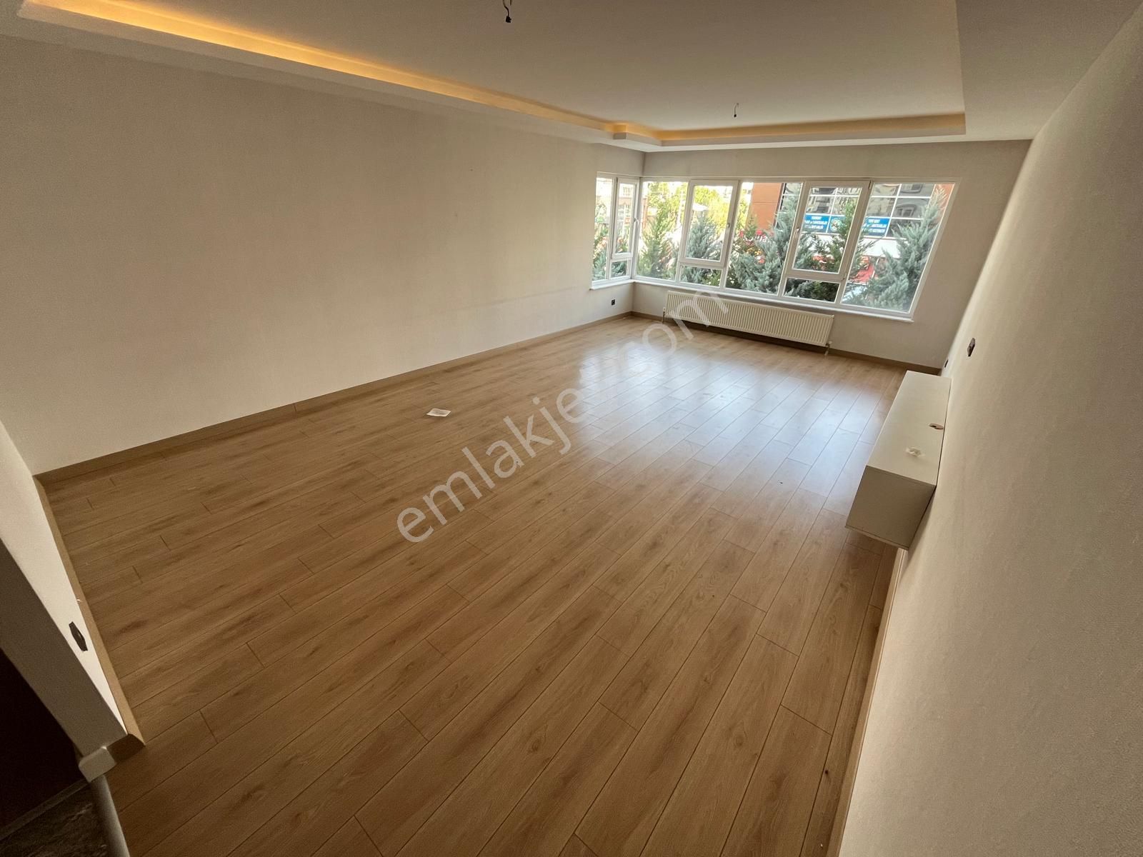 Yenikent Resital Konutların'da 4+1 Ultra Lüx Geniş Satılık Daire - Görsel 11