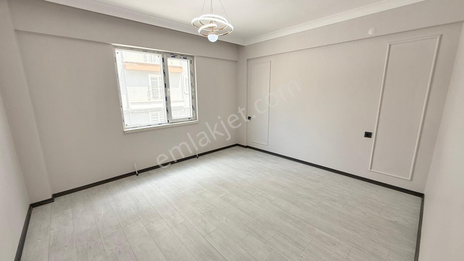 Altındağ - Feridun Çelik Mahallesi 4.cadde Yakınında A.katta Full+full Yapılı 3+1 Satılık Daire !! - Görsel 11