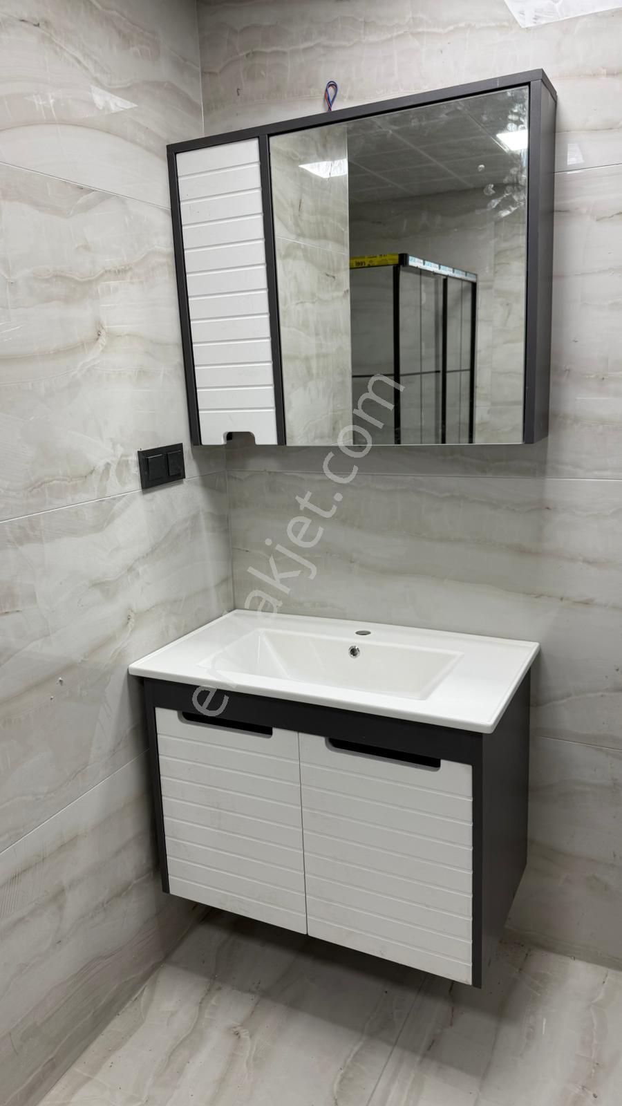 Altındağ - Feridun Çelik Mahallesi 4.cadde Yakınında A.katta Full+full Yapılı 3+1 Satılık Daire !! - Görsel 22