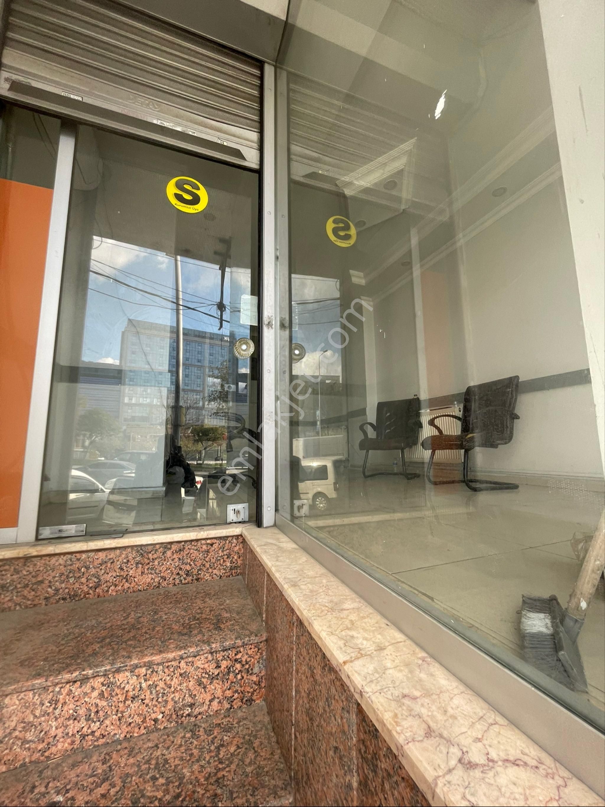 Aydoğan’dan Düz Giriş Merkezi Kiralık Dükkan - Görsel 2