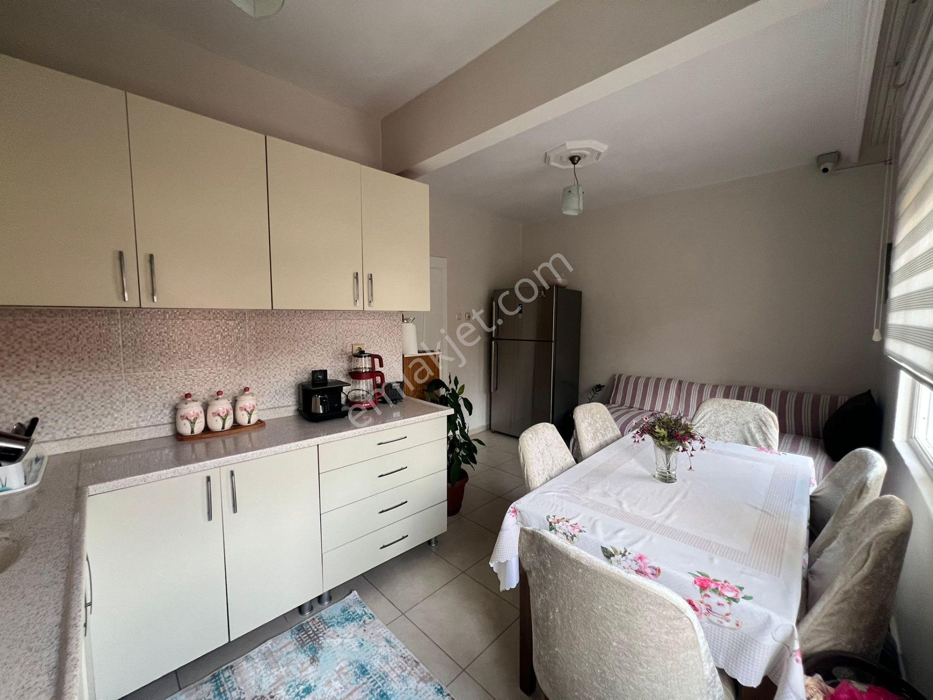 Karınca'dan 4 Katlı Full Yapılı Merkezi Konumda Satılık Bina! - Görsel 27
