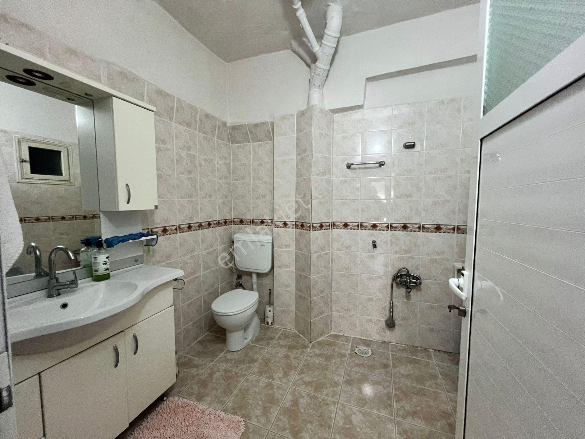 Karınca'dan 4 Katlı Full Yapılı Merkezi Konumda Satılık Bina! - Görsel 21