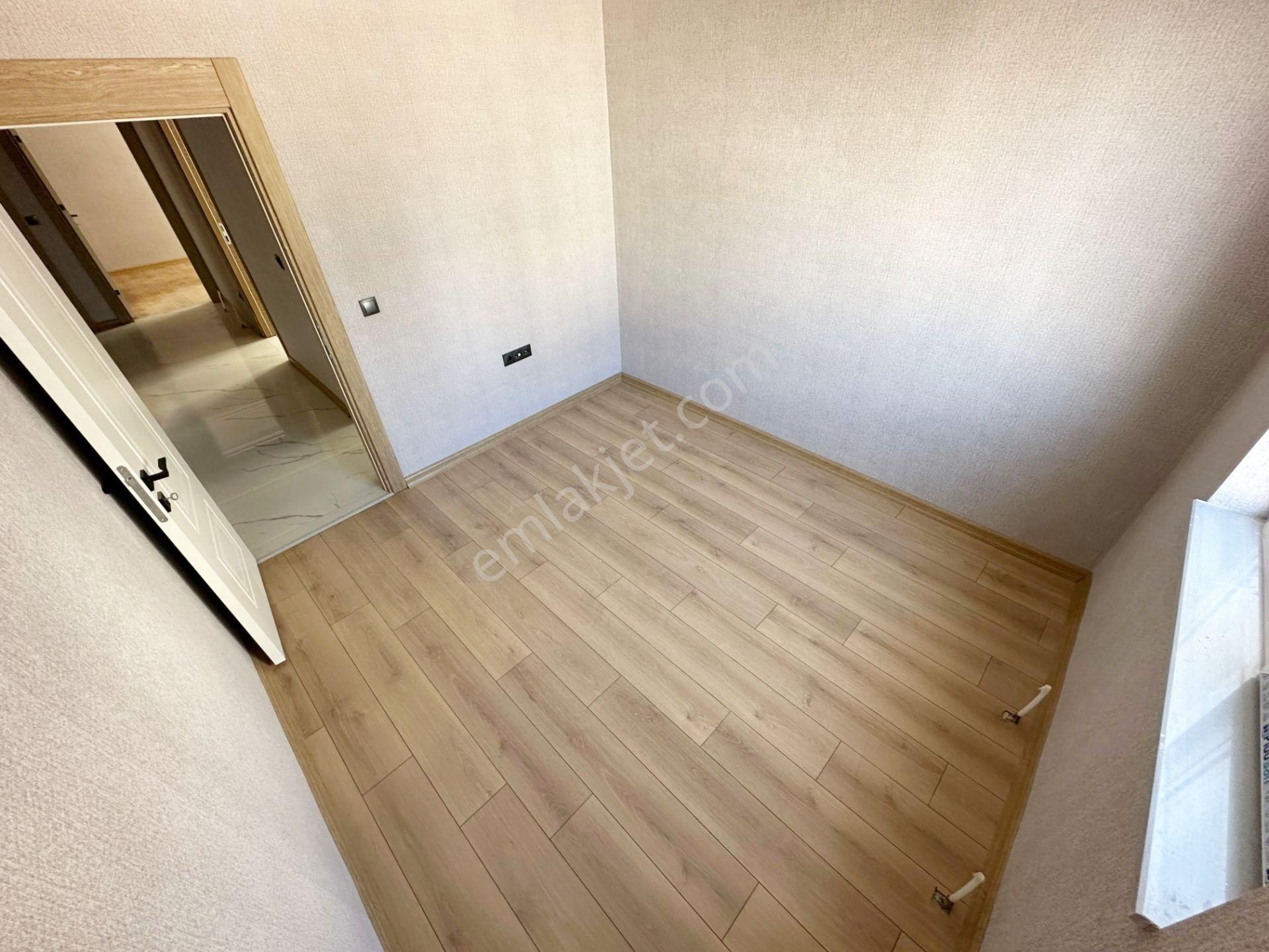 M.k.mh'de ! Güncel Fiyatlı ! 3+1 1.kat Konumun'da Satılık Daire - Görsel 18