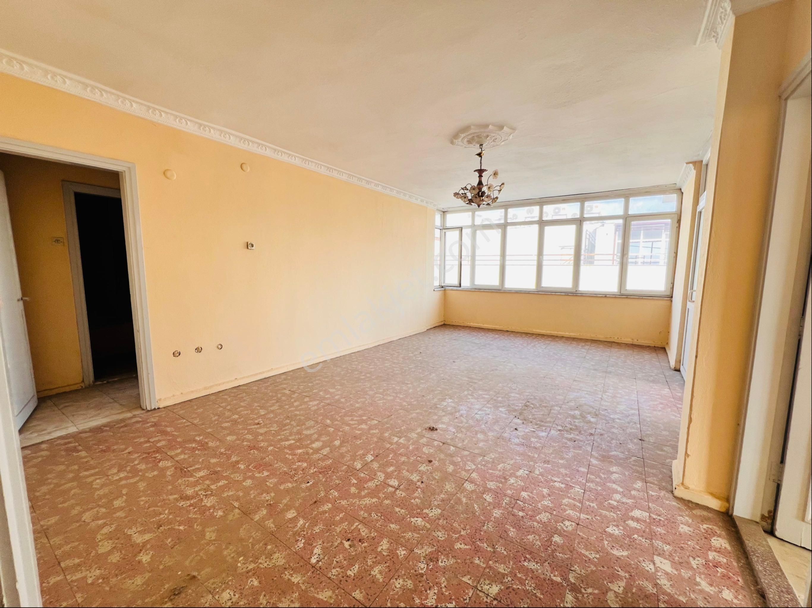 Çarşı Merkezde Satılık 3+1 Daire Köşebaşı - Görsel 11