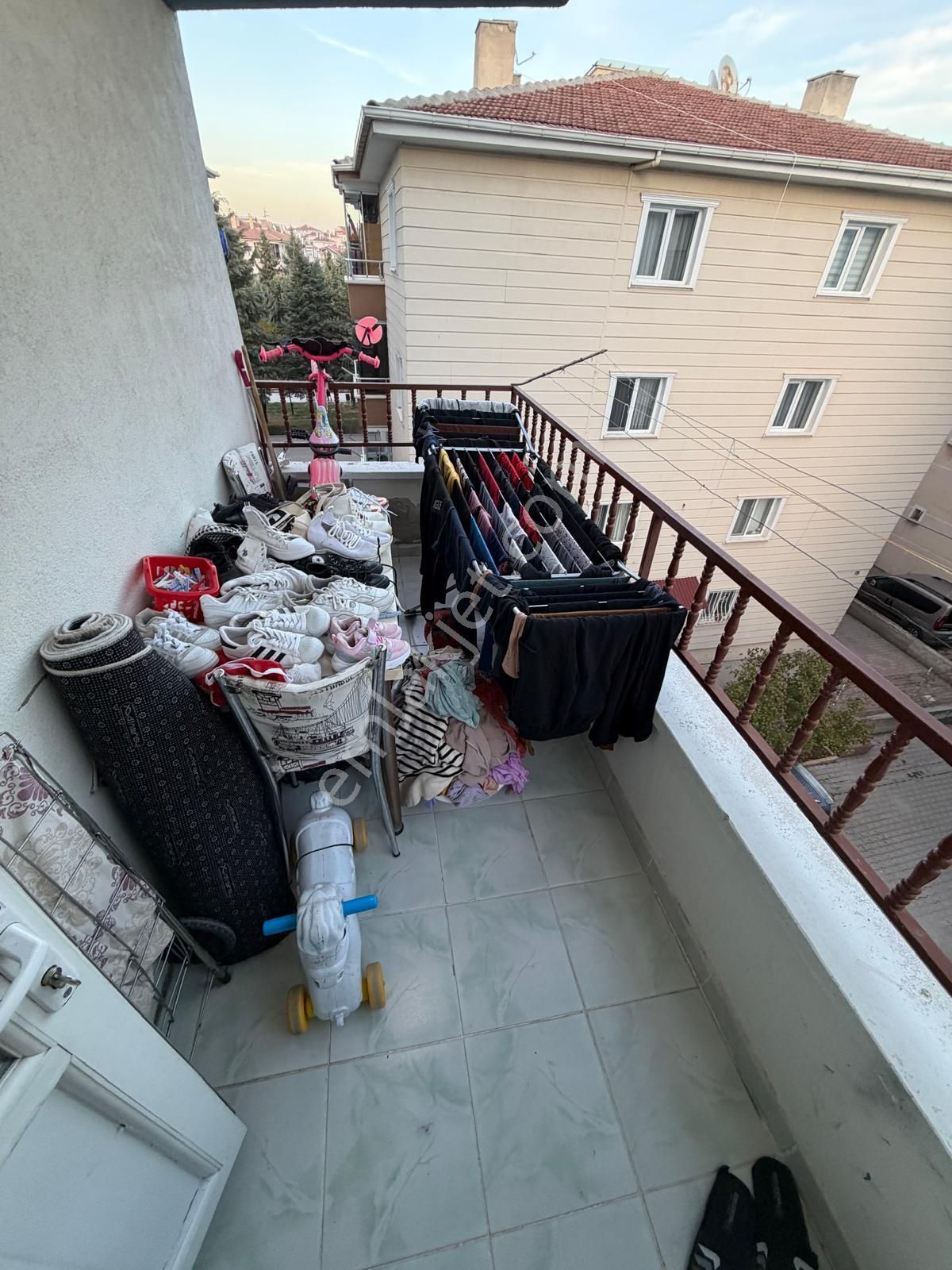 Koza Emlak'tan Pınarbaşı Mahalesinde Cadde Üzerinde Asansörlü Ara Katta Genç Bina Da 3+1 Daireee - Görsel 24