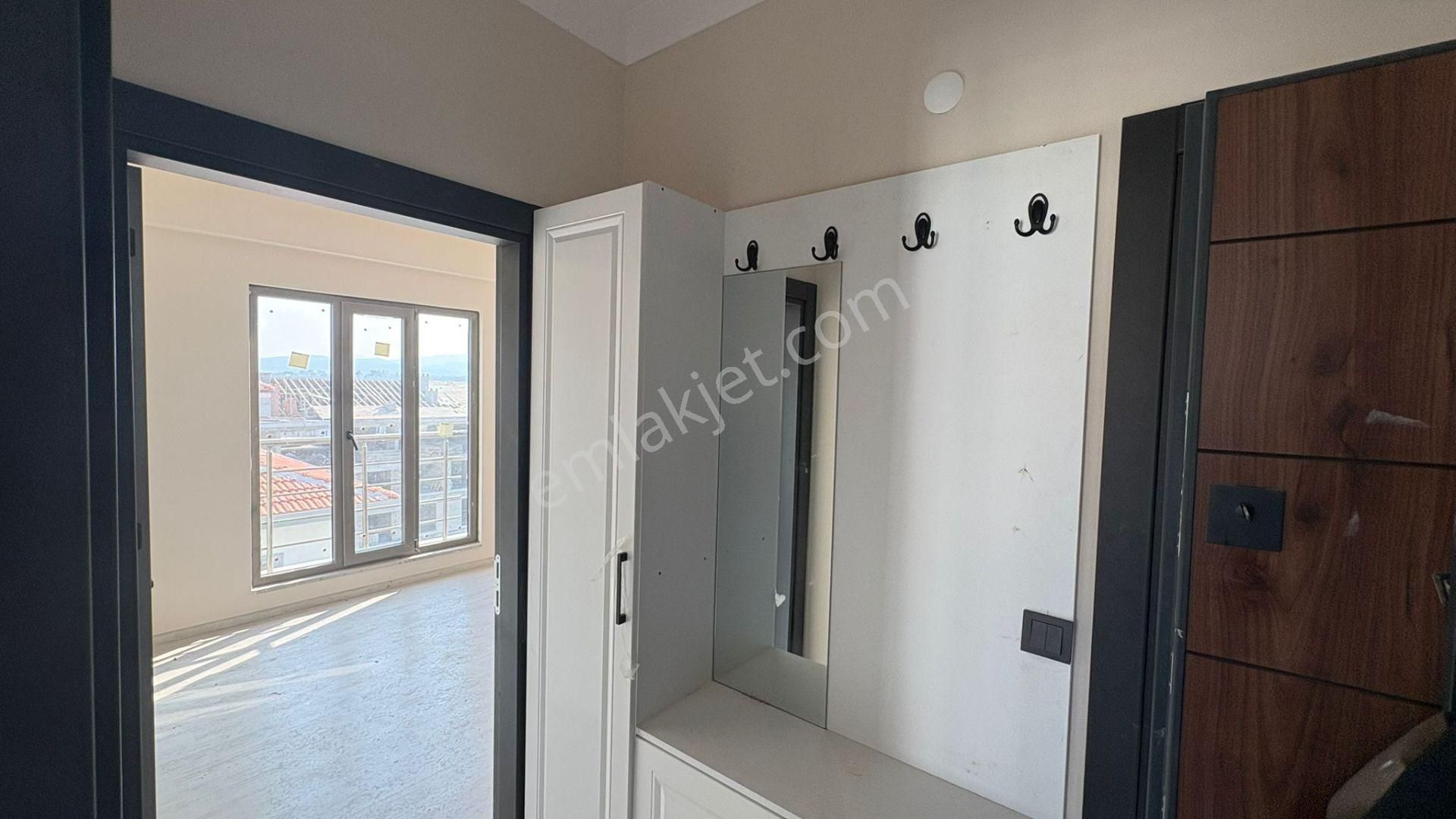 Ayvacık Çanakkalede Yeşillikler İçinde 1+1 Şirin Daire - Görsel 5