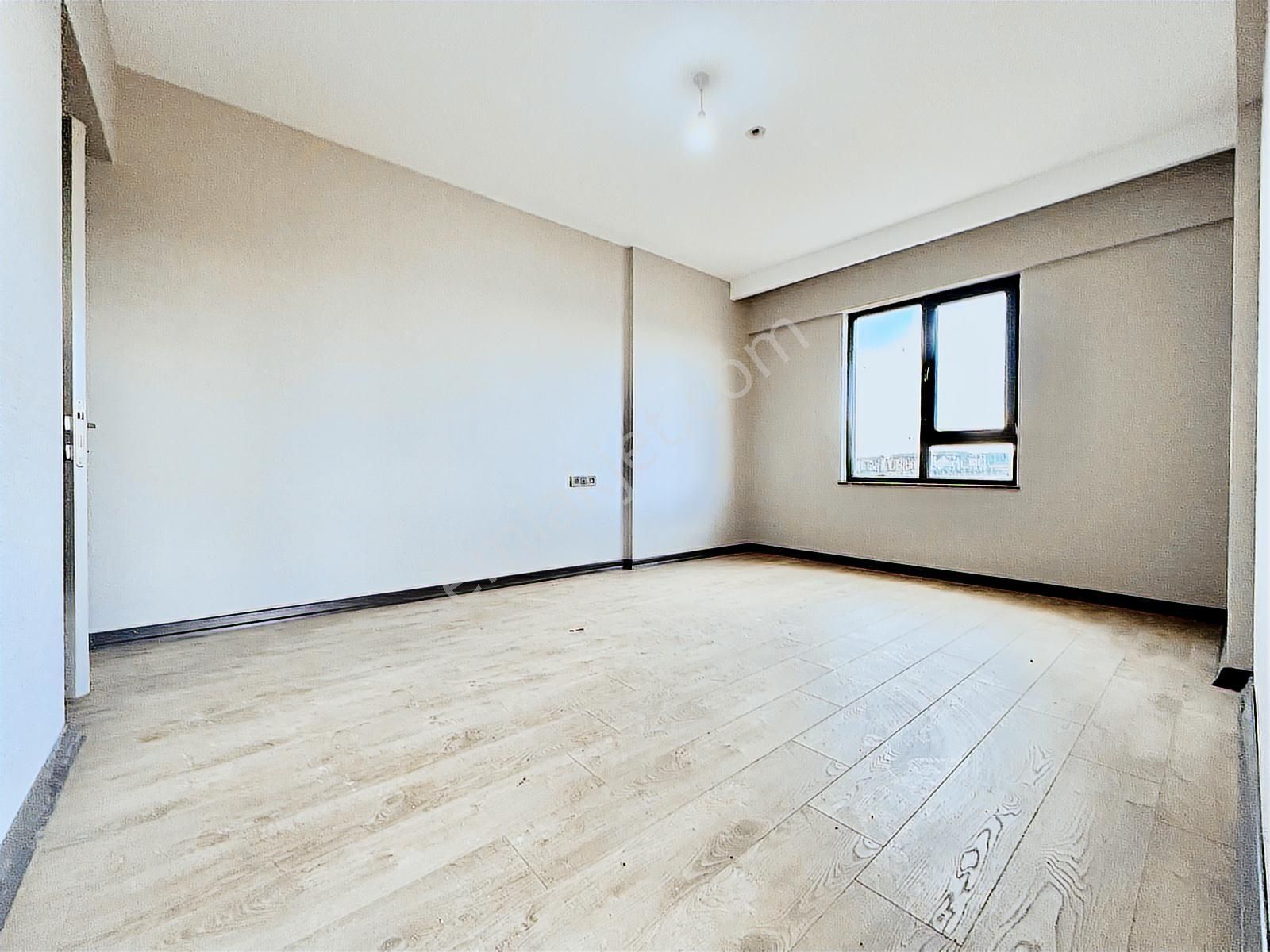 Panoramik Manzaralı Lüx Tasarım K.oto Sıfır Bina 4+1 Daire - Görsel 29