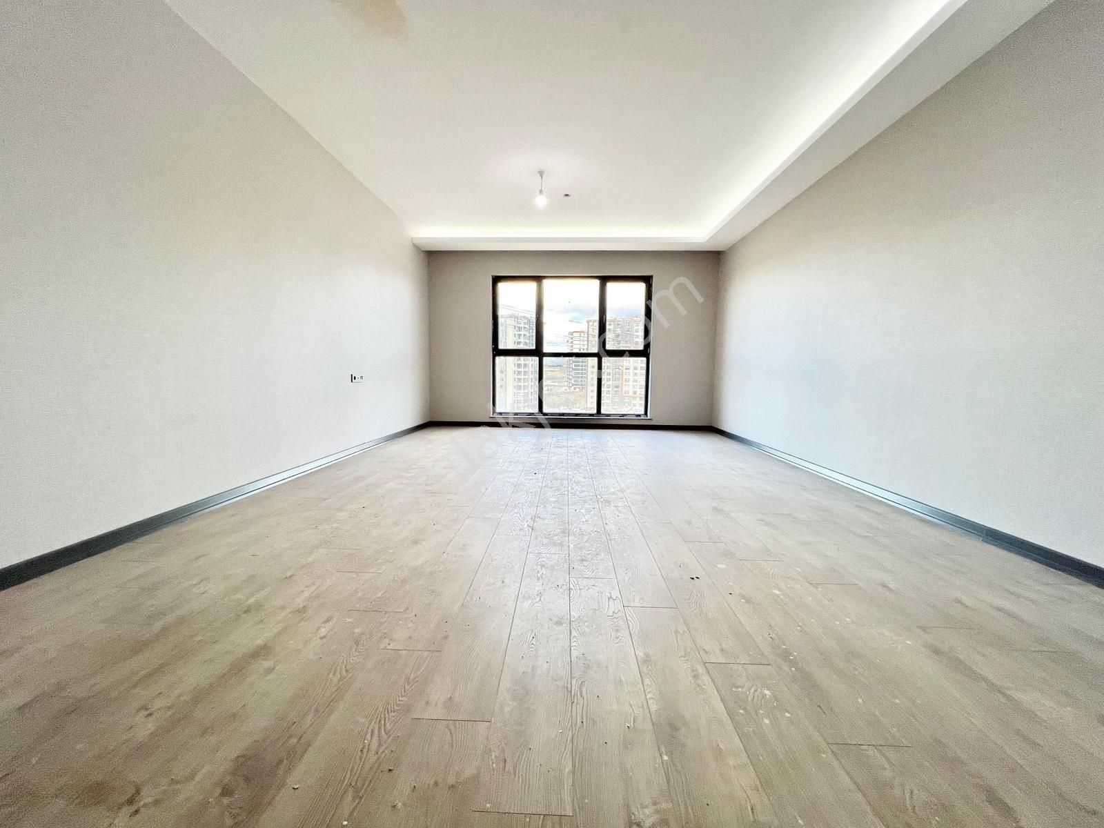 Panoramik Manzaralı Lüx Tasarım K.oto Sıfır Bina 4+1 Daire - Görsel 6