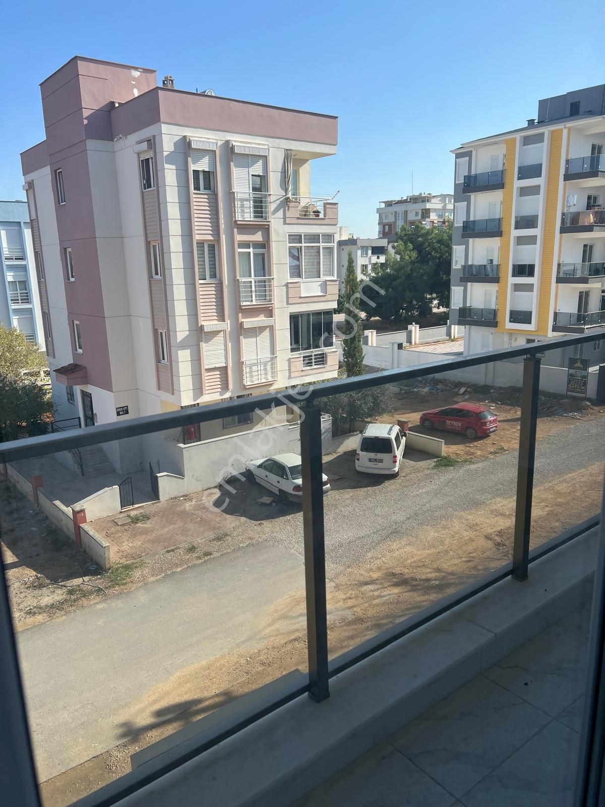 Aydogmuş'ta Ara Katta 2+1 Lüks Daire - Görsel 31