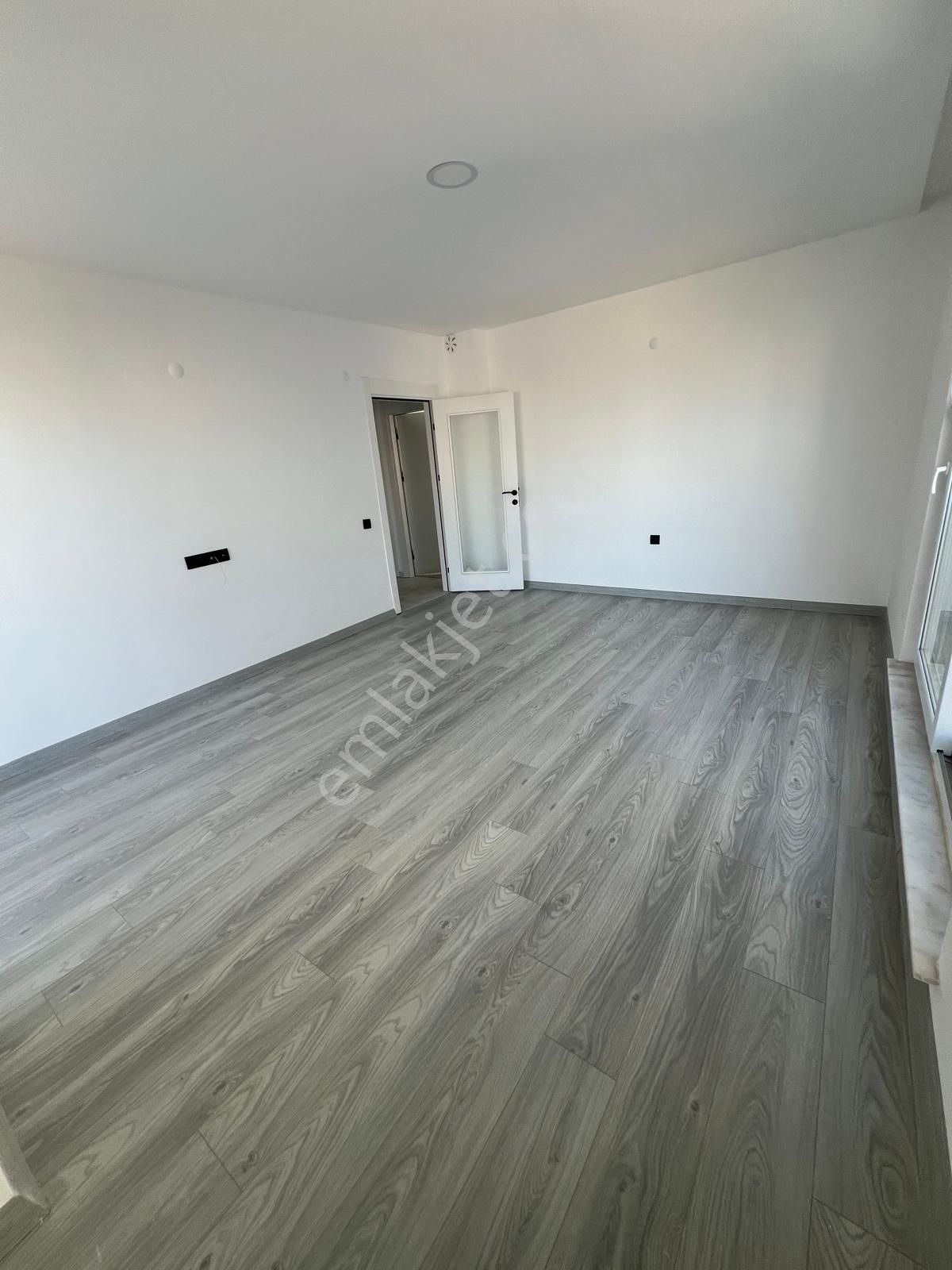 Aydogmuş'ta Ara Katta 2+1 Lüks Daire - Görsel 17