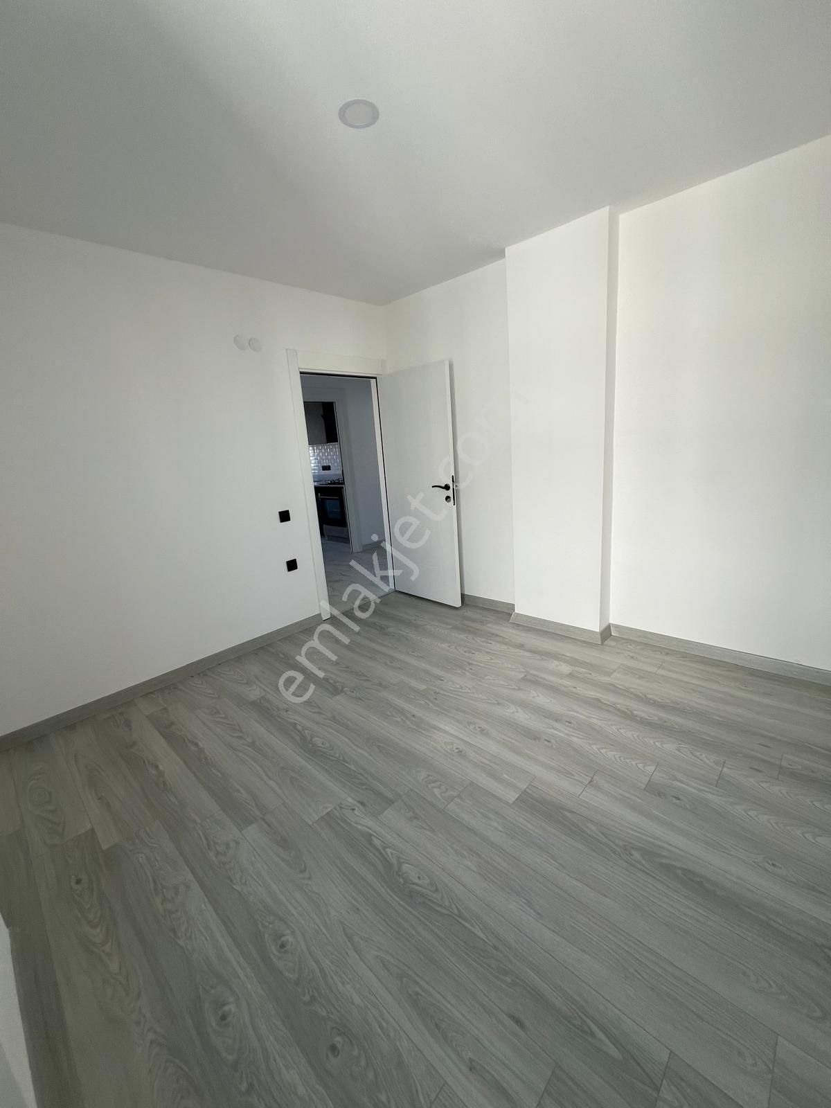 Aydogmuş'ta Ara Katta 2+1 Lüks Daire - Görsel 24