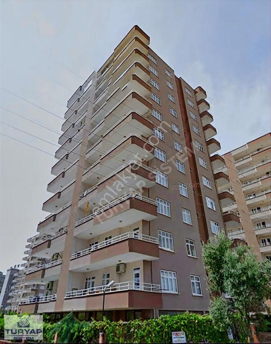 Turyap Sistem'den Sahile Yakın Site İçi Havuzlu Geniş 3+1