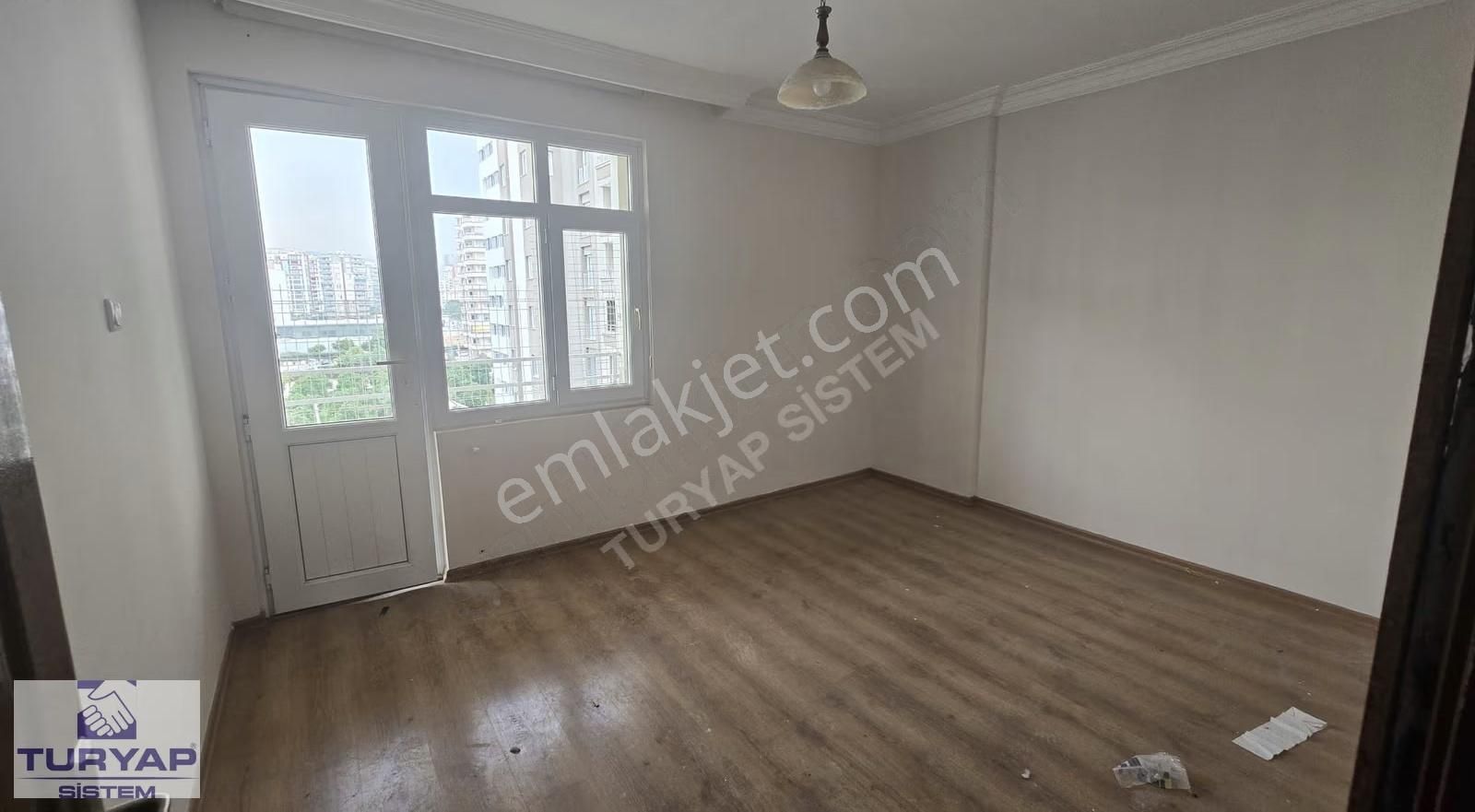 Turyap Sistem'den Sahile Yakın Site İçi Havuzlu Geniş 3+1 - Görsel 2