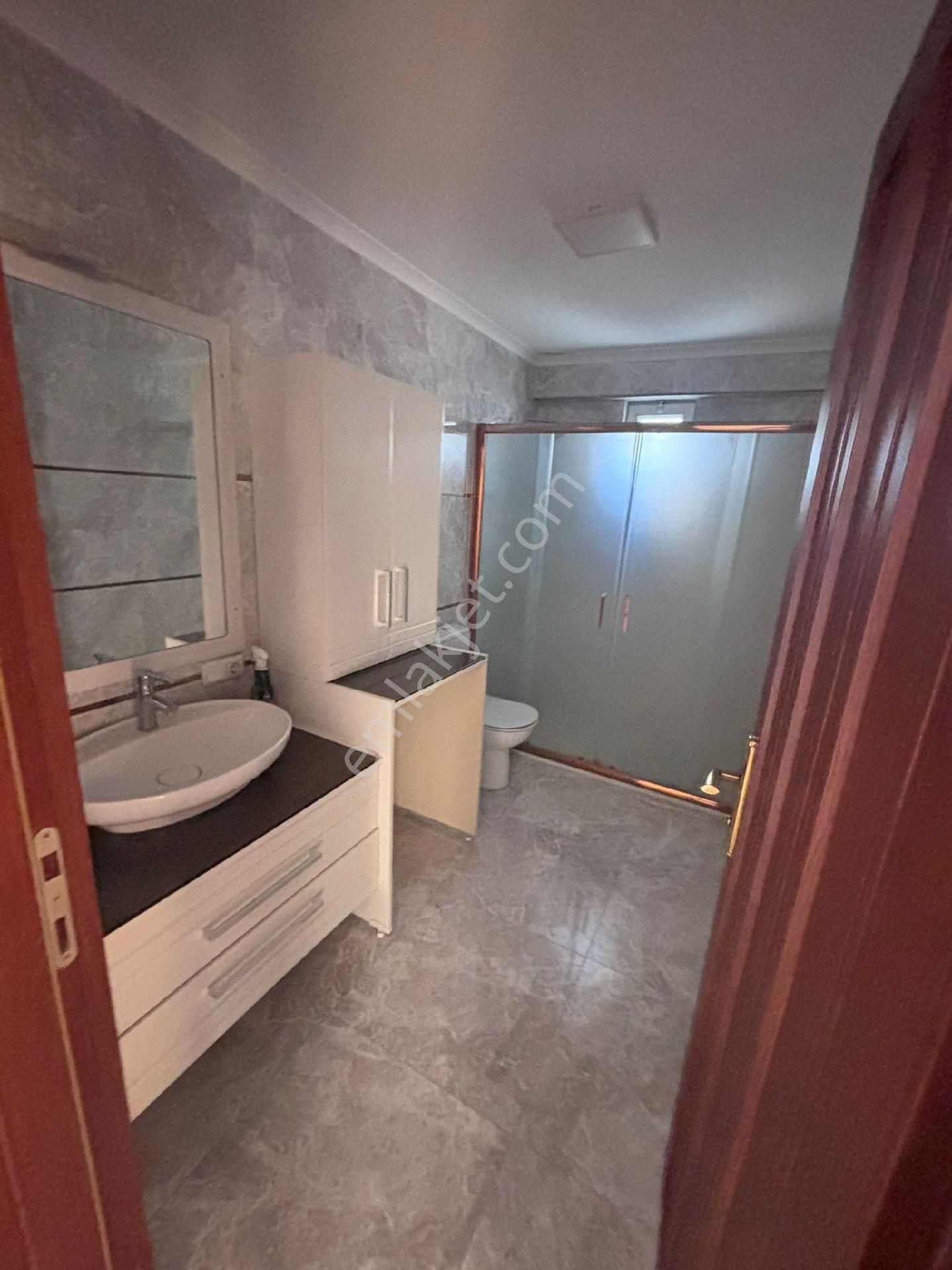 Eski Salı Pazarı Mevki 3+1 Lüks Geniş Daire - Görsel 5