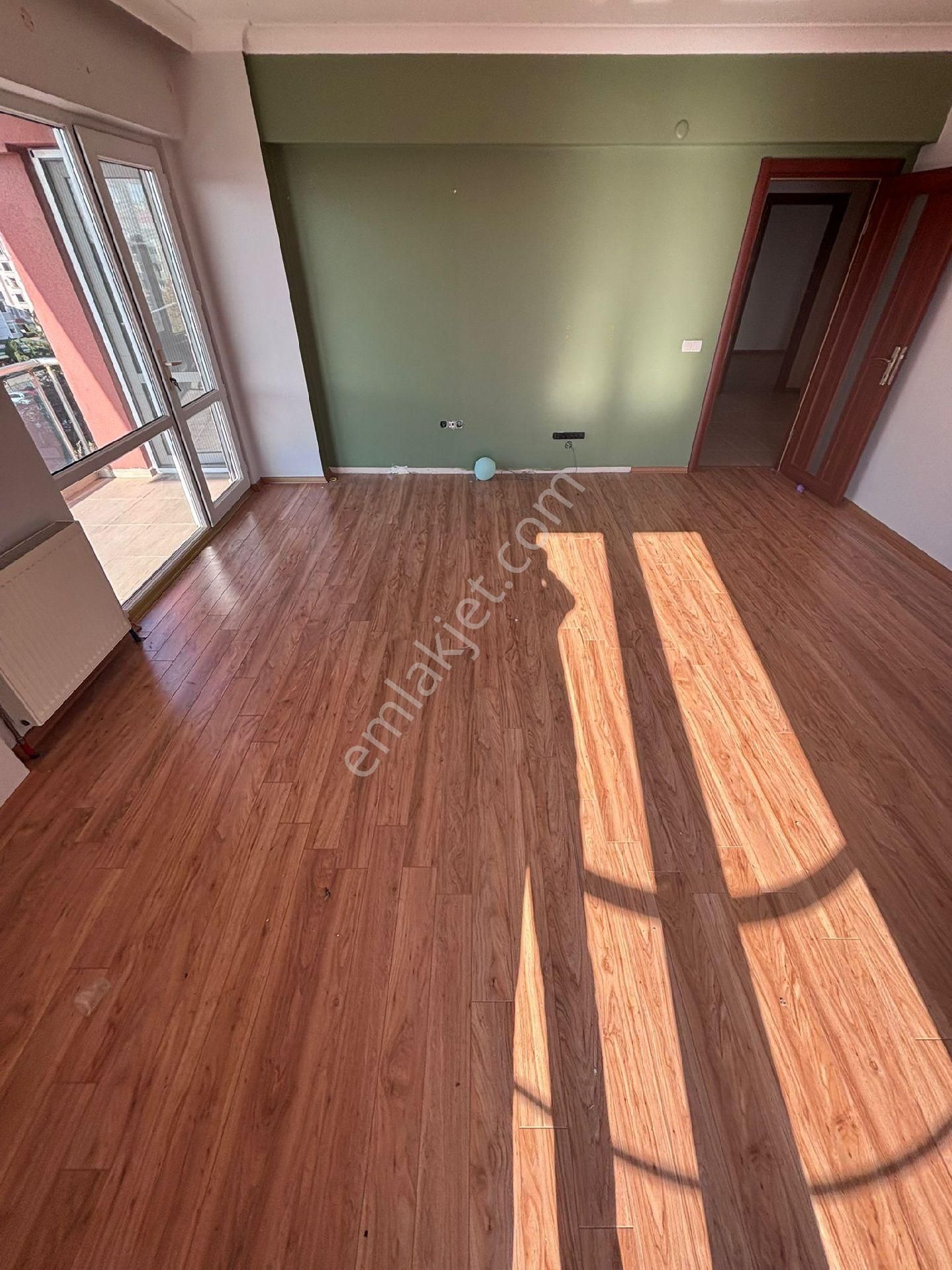 Eski Salı Pazarı Mevki 3+1 Lüks Geniş Daire - Görsel 31