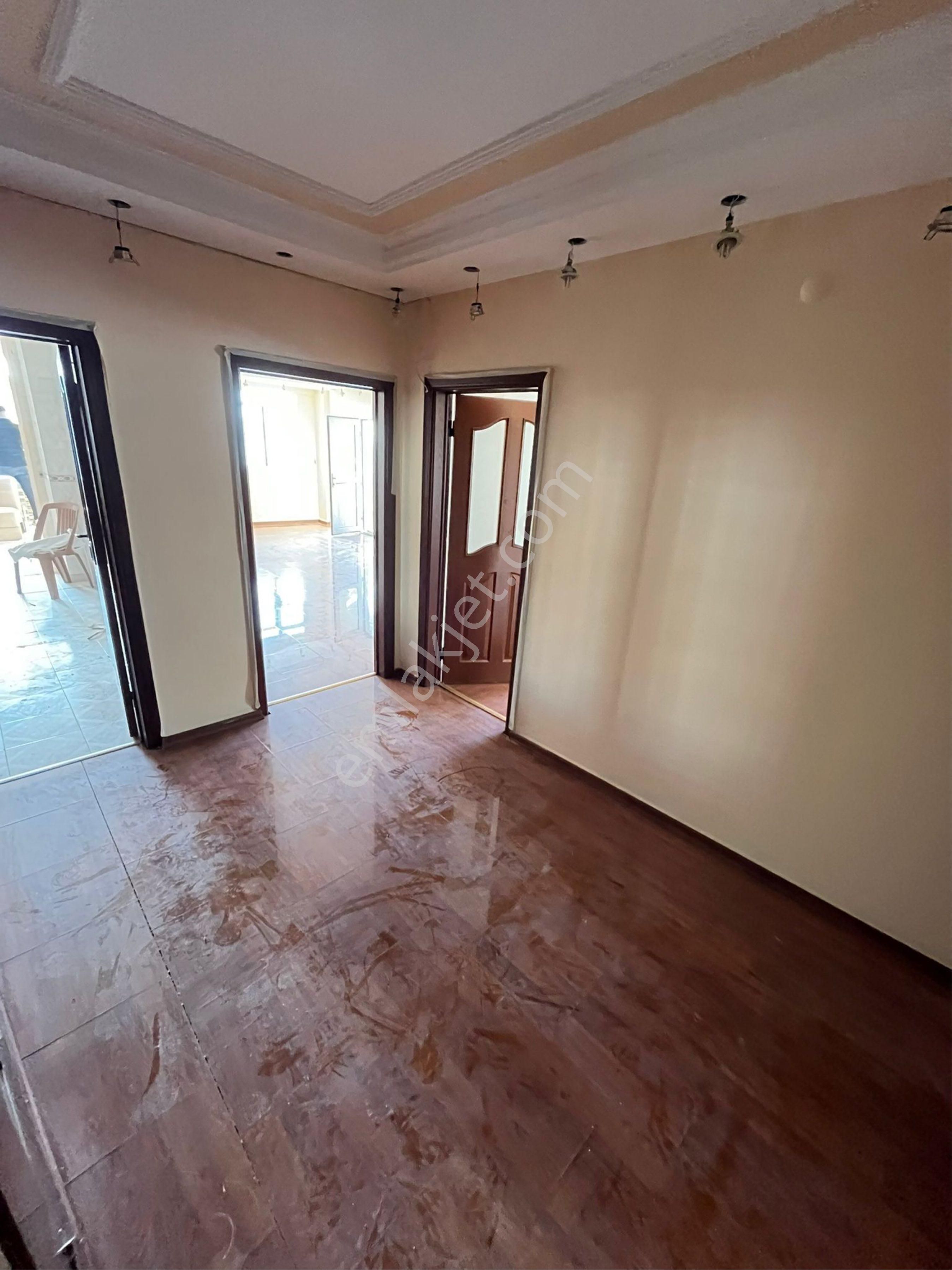 T.özal Bulvarı E Bebek Civarı Hasarsız Yeni Boyalı Kiralık Daire - Görsel 20