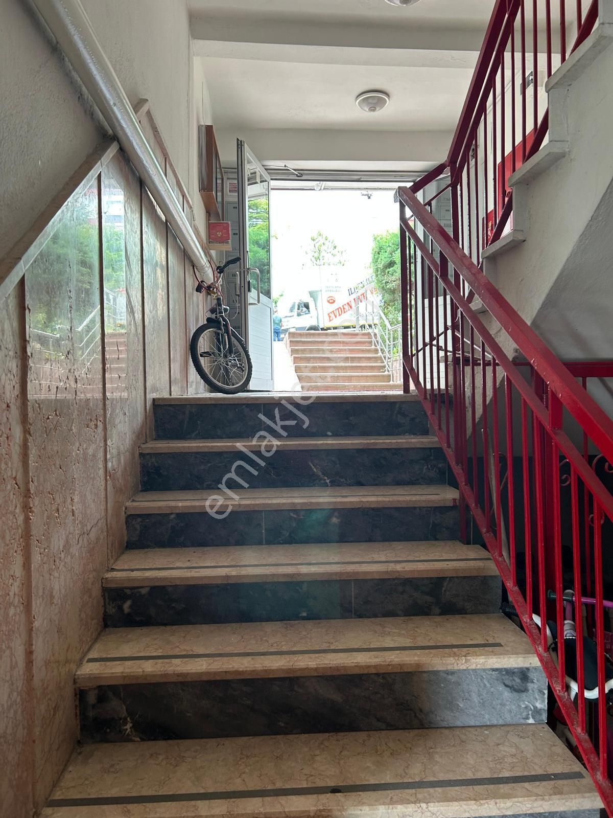 Polat Live Emlak'tan İnönü Mah. 3+1 Yapılı Merkezi Konumda - Görsel 16