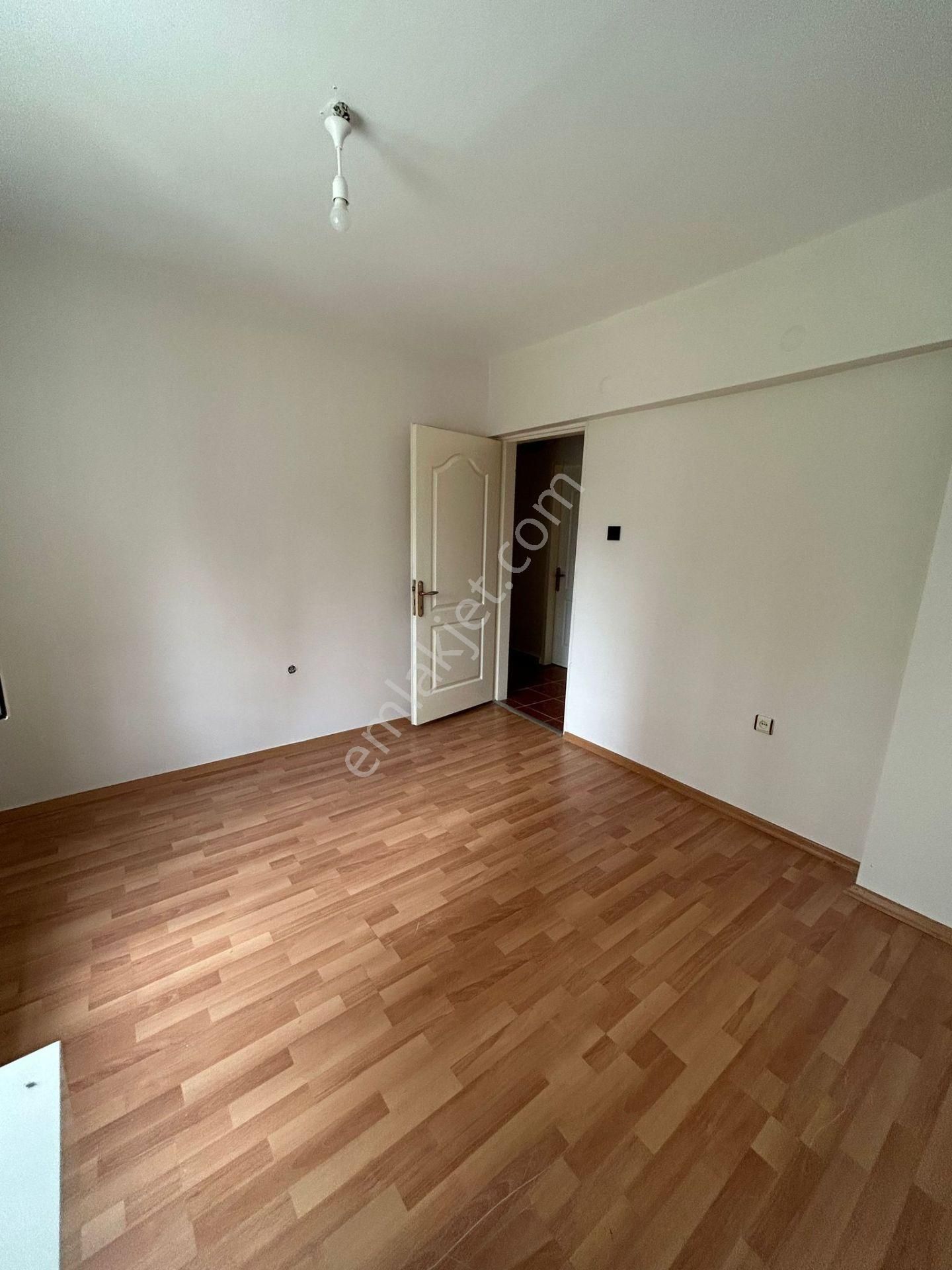 Polat Live Emlak'tan İnönü Mah. 3+1 Yapılı Merkezi Konumda - Görsel 11