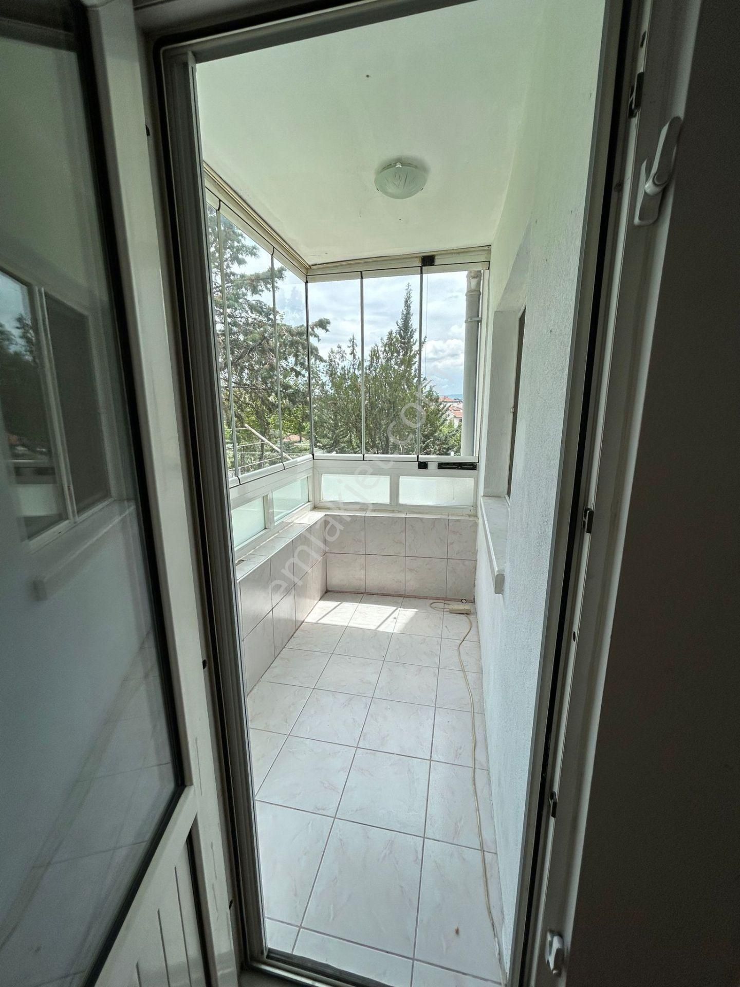 Polat Live Emlak'tan İnönü Mah. 3+1 Yapılı Merkezi Konumda - Görsel 13