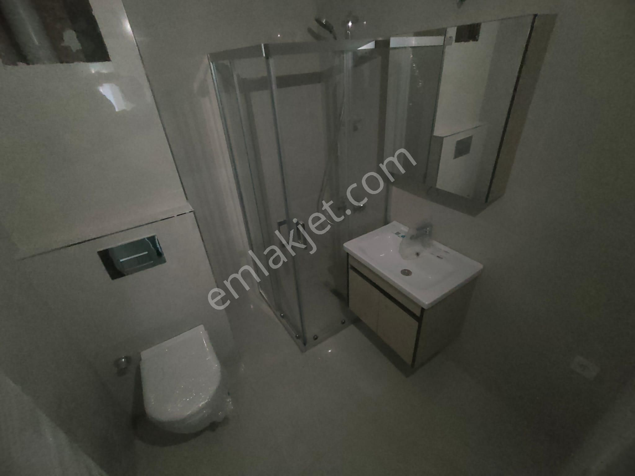 Emlak Dünyasından Küçükyalı Da Satılık 3+1 Ara Kat Daire - Görsel 18